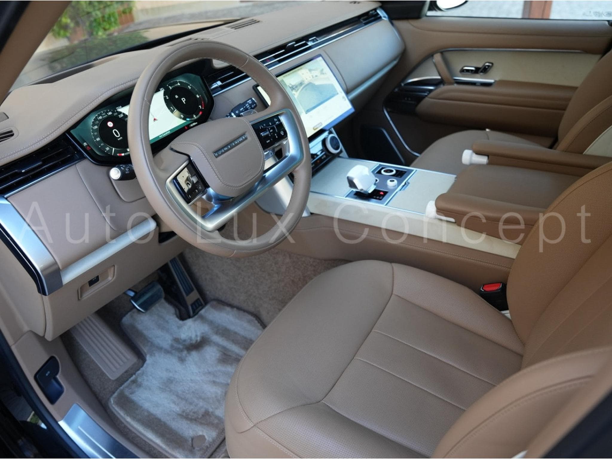 Land-Rover Range Rover LWB P530 SV (2025) - Photo 5