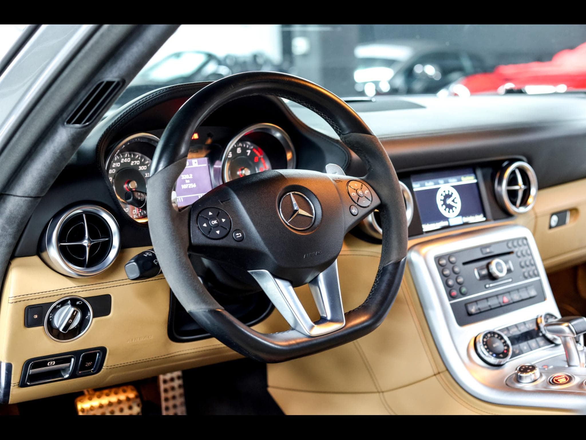 Mercedes SLS AMG AMG COUPE 6.3 V8 - HIMALAYAS GREY MIDDLE METALLIC (2011) - Foto 11