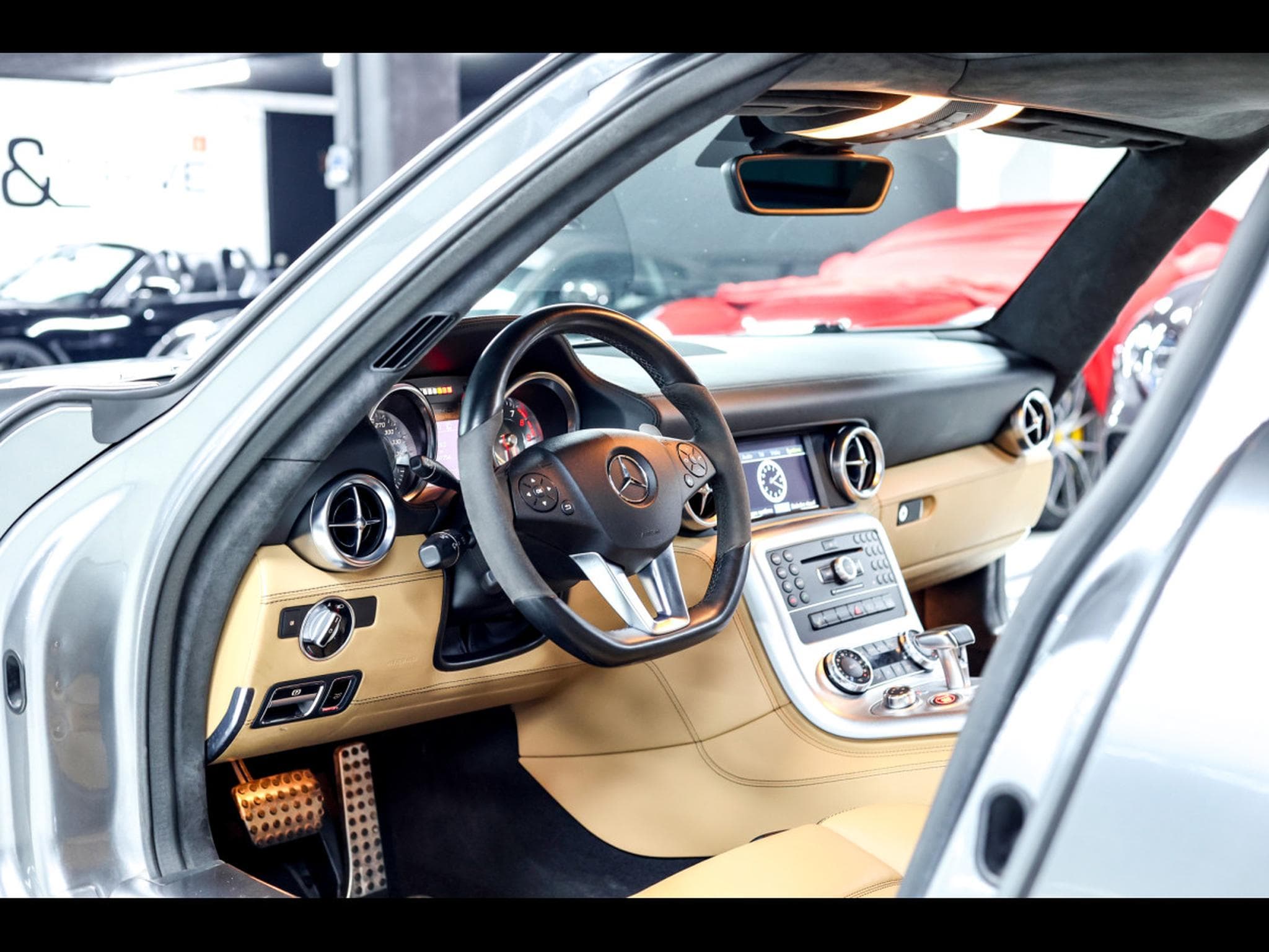 Mercedes SLS AMG AMG COUPE 6.3 V8 - HIMALAYAS GREY MIDDLE METALLIC (2011) - Foto 21