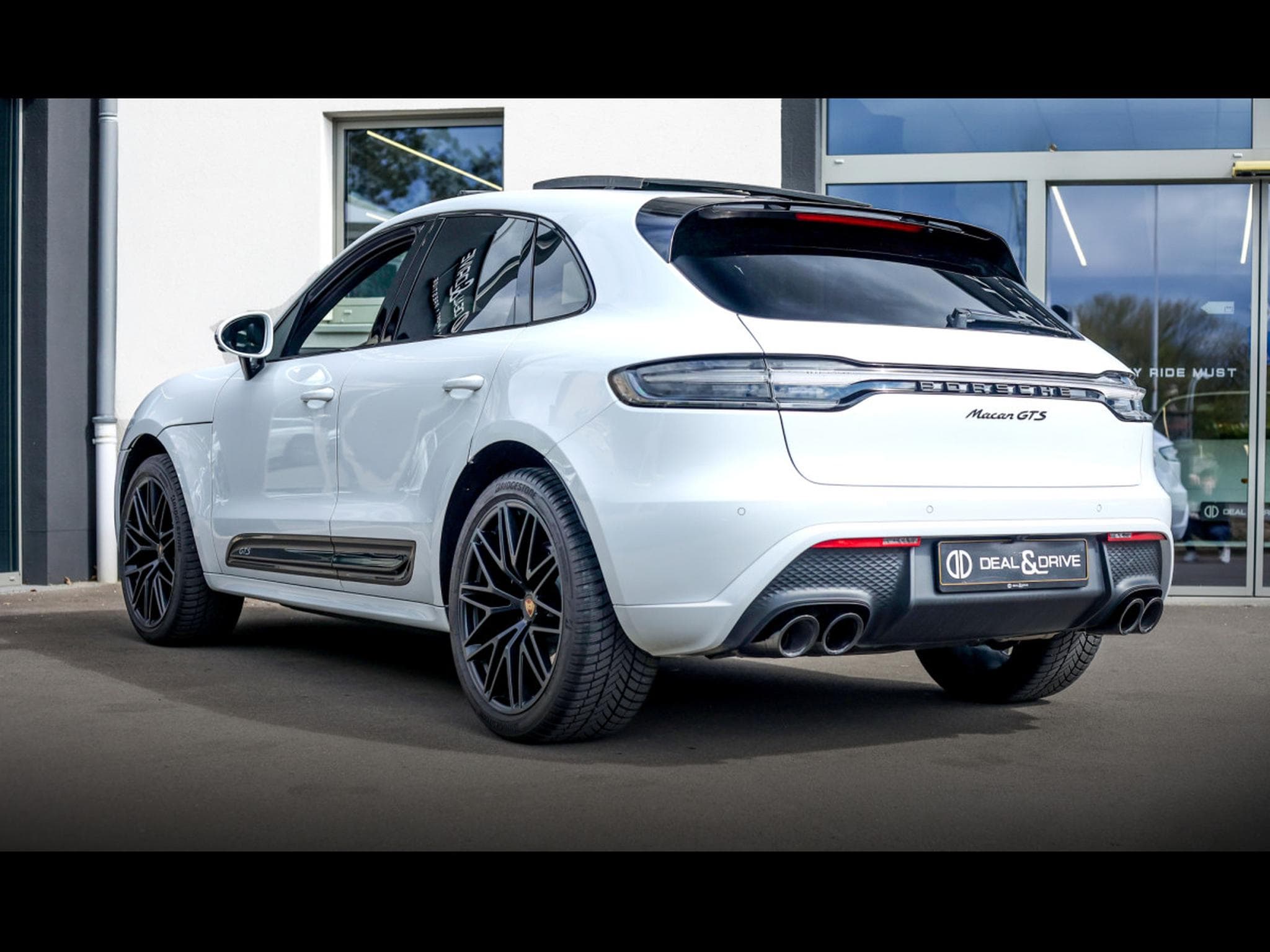 Porsche Macan III GTS PDK - CARRARA WHITE METALLIC (2023) - Foto 7
