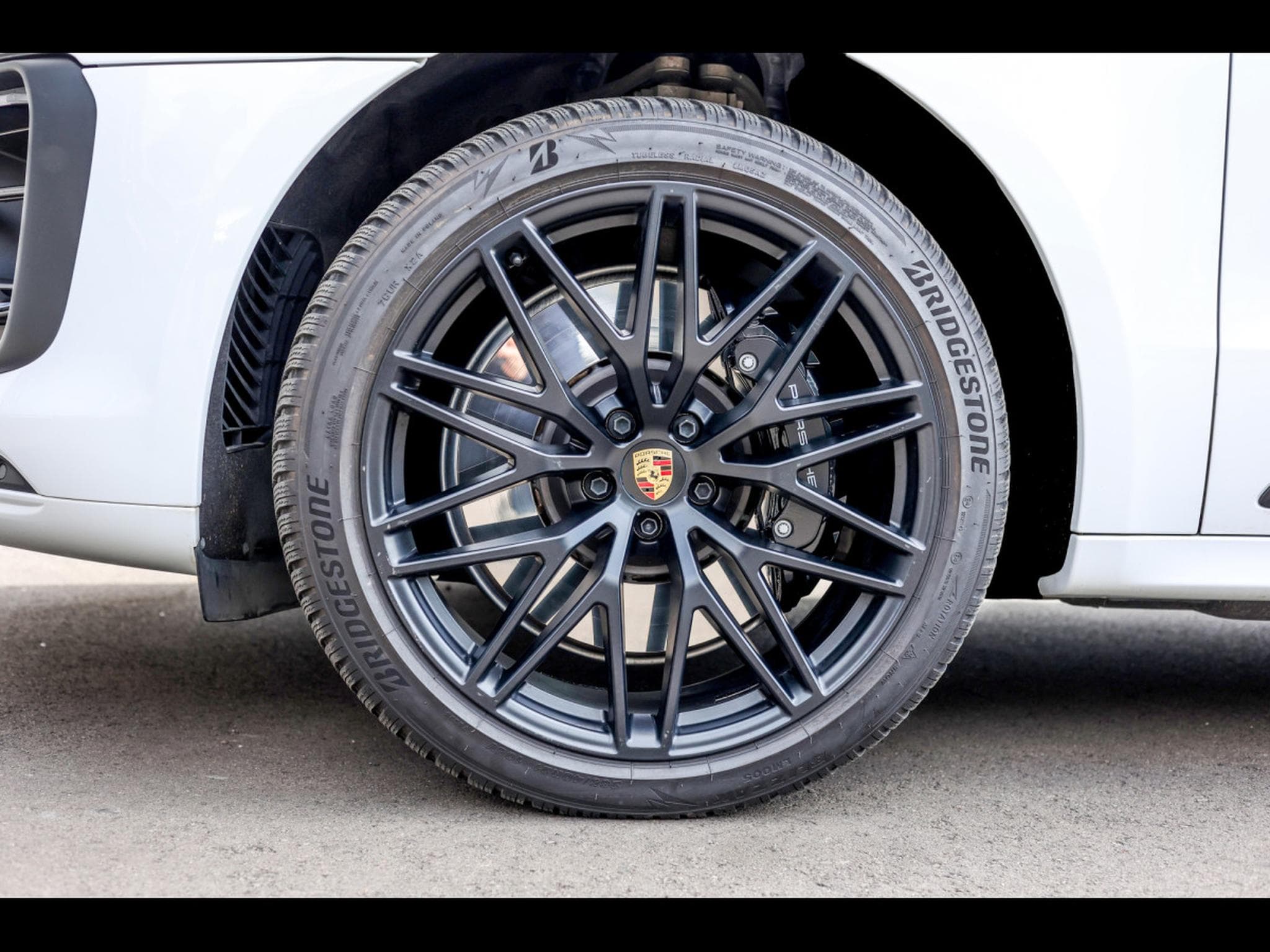Porsche Macan III GTS PDK - CARRARA WHITE METALLIC (2023) - Foto 10