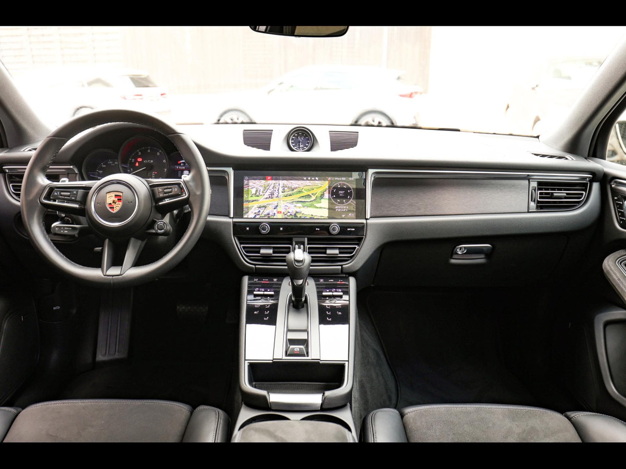 Porsche Macan III GTS PDK - CARRARA WHITE METALLIC (2023) - Foto 23