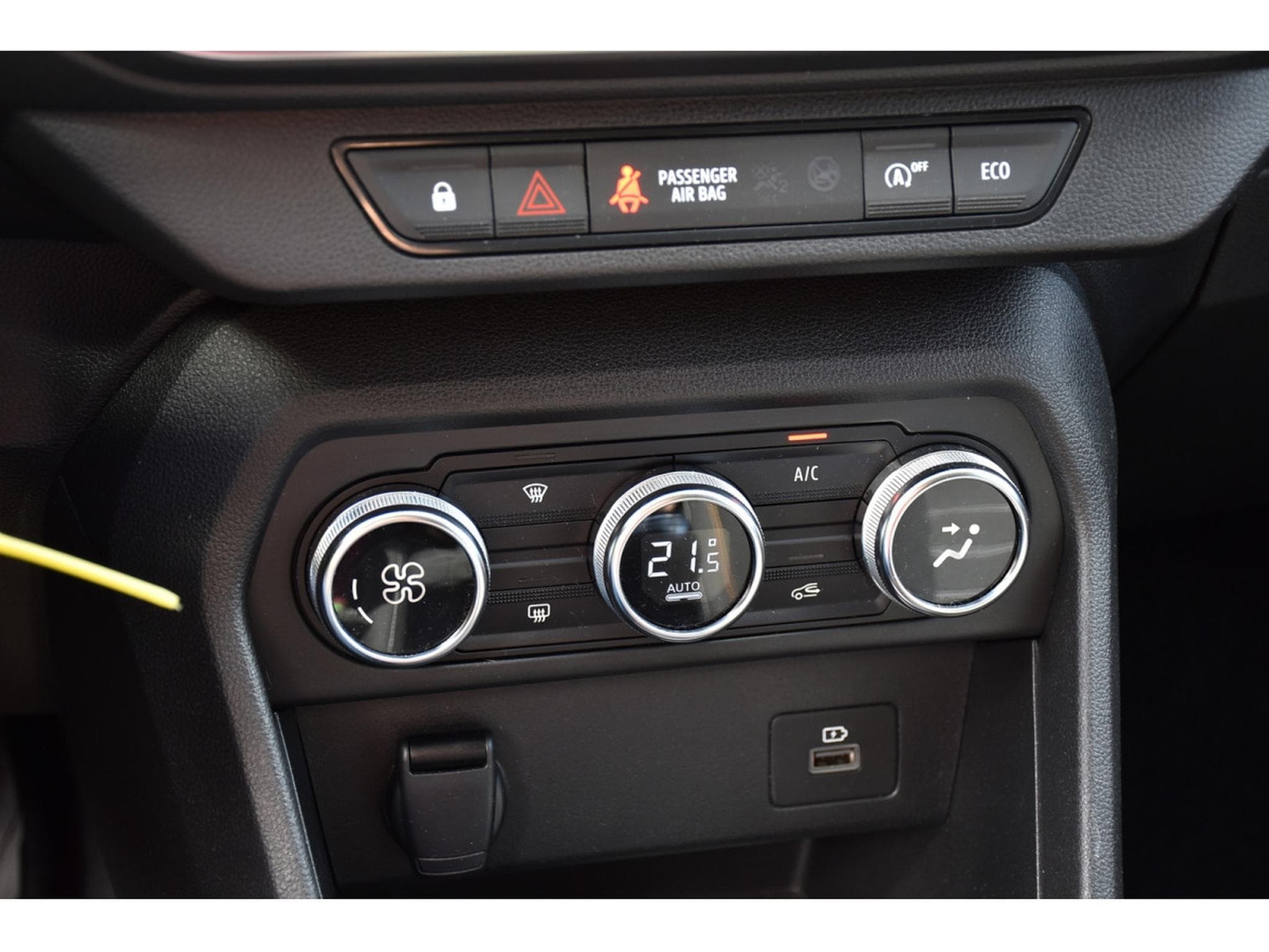 Dacia Sandero Stepway 1.0 TCe Extreme CLIMA REGUL SIDE GPS CAM (2022) - Photo 14