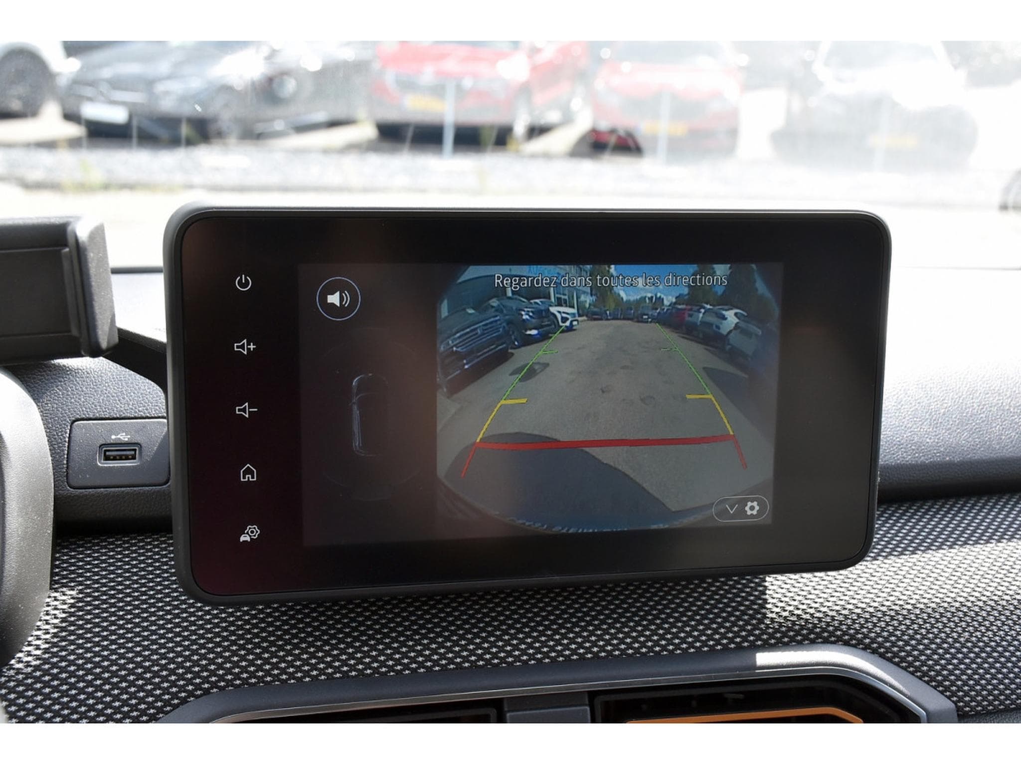 Dacia Sandero Stepway 1.0 TCe Extreme CLIMA REGUL SIDE GPS CAM (2022) - Photo 13
