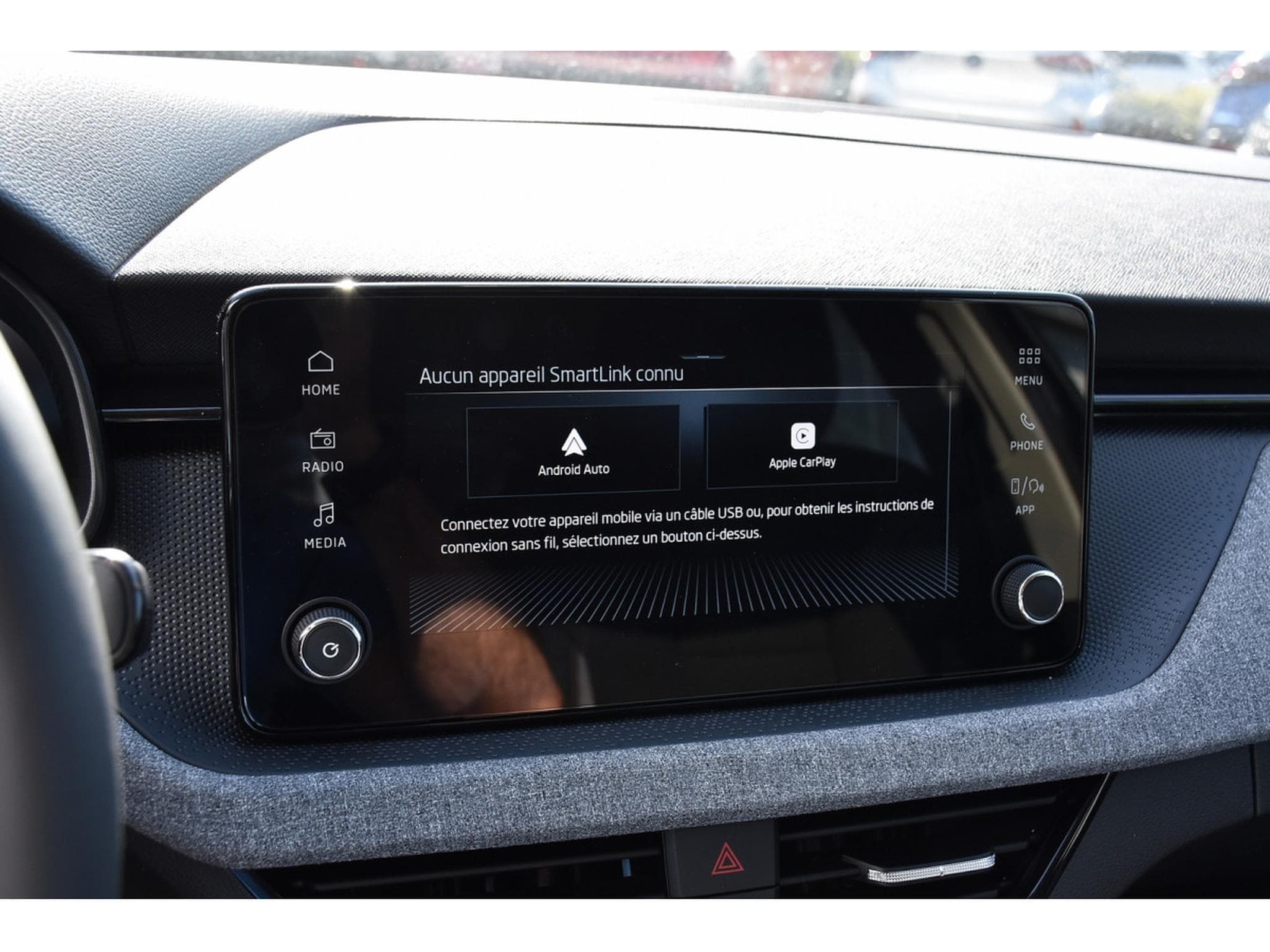 Skoda Kamiq 1.0 TSI 115 Selection DSG SG CHFF CLIMA REGUL SMARTLINK NEUF (2026) - Photo 12