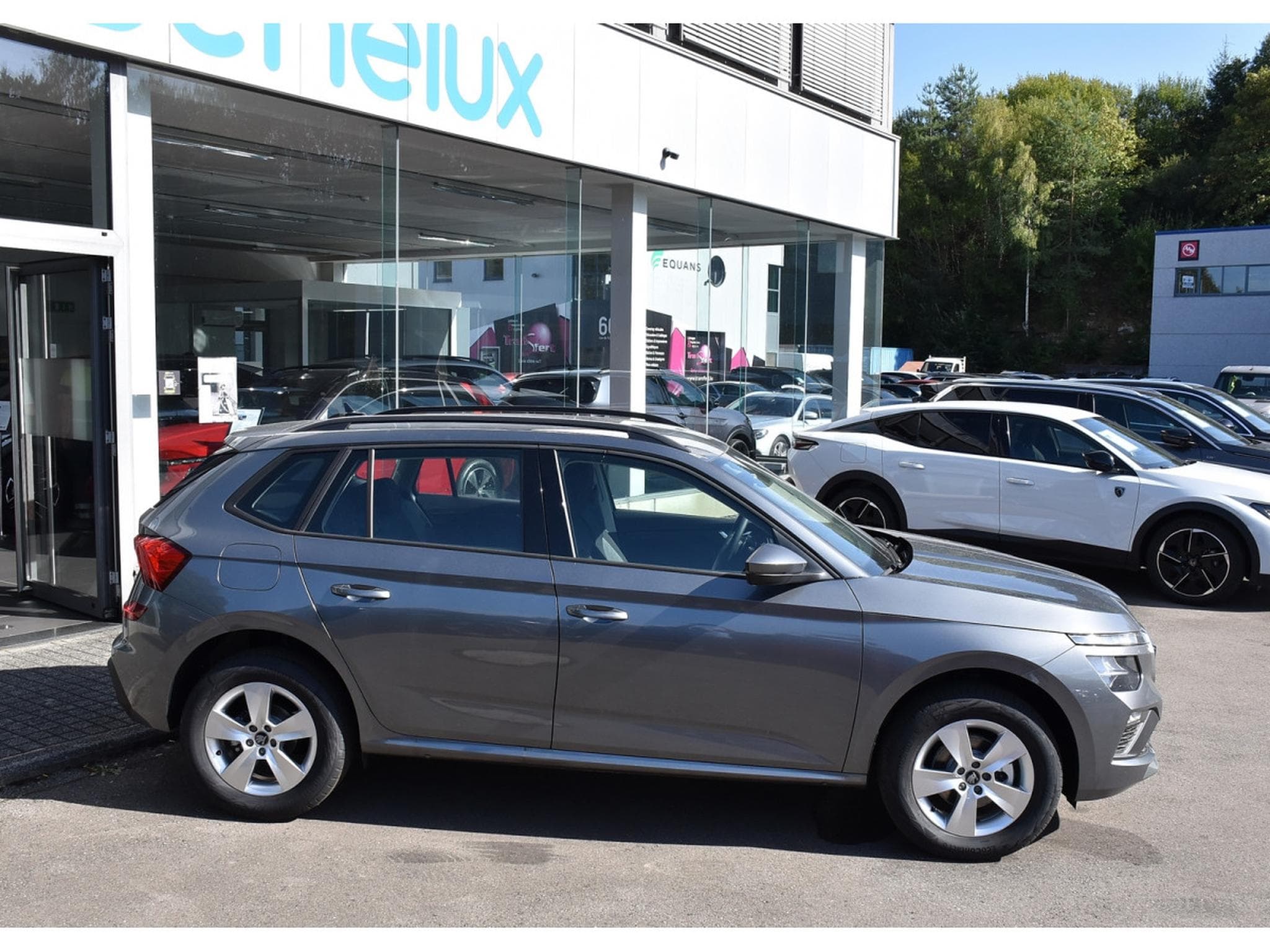 Skoda Kamiq 1.0 TSI 115 Selection DSG SG CHFF CLIMA REGUL SMARTLINK NEUF (2026) - Photo 3