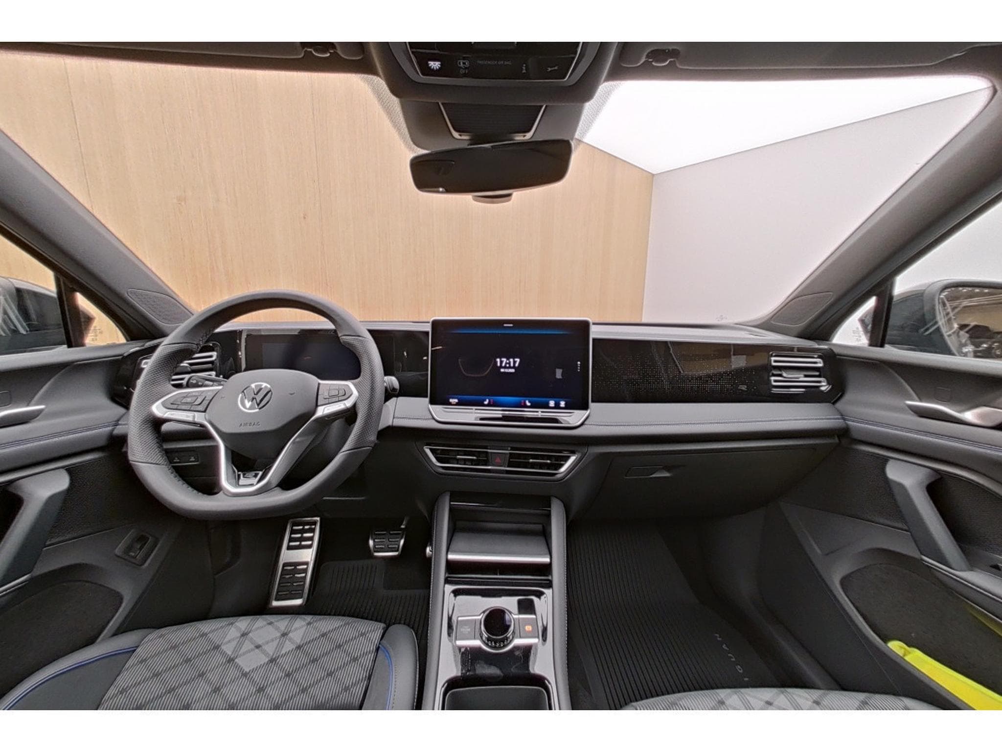 VW Tiguan R-Line 2.0 TDI 4Motion 142KW-193CV DSG7 - Toit Ouvrant - Att (2025) - Photo 10