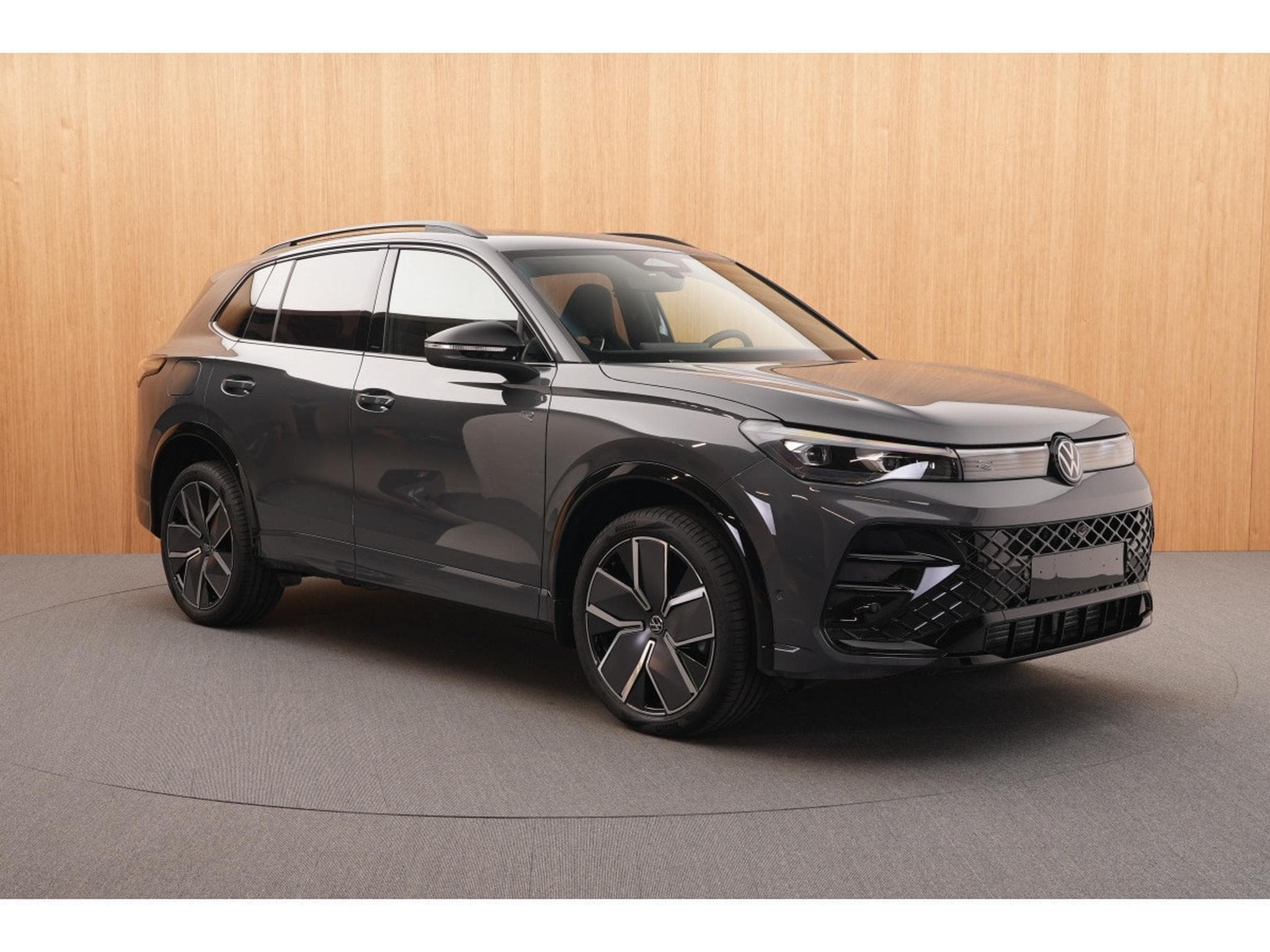 VW Tiguan R-Line 2.0 TDI 4Motion 142KW-193CV DSG7 - Toit Ouvrant - Att (2025) - Photo 9