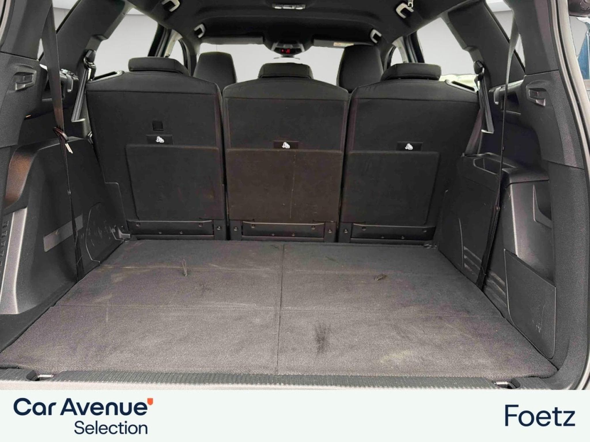 PEUGEOT 5008 1.2 PureTech 130ch S&S Active Pack EAT8 (2023) - Foto 9