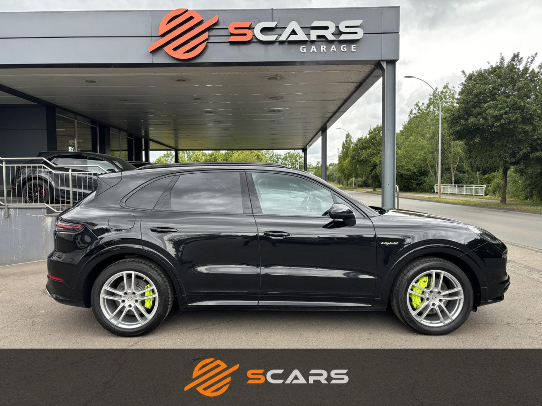 Porsche Cayenne E-Hybrid 3.0 V6 470cv (2022) - Photo 3