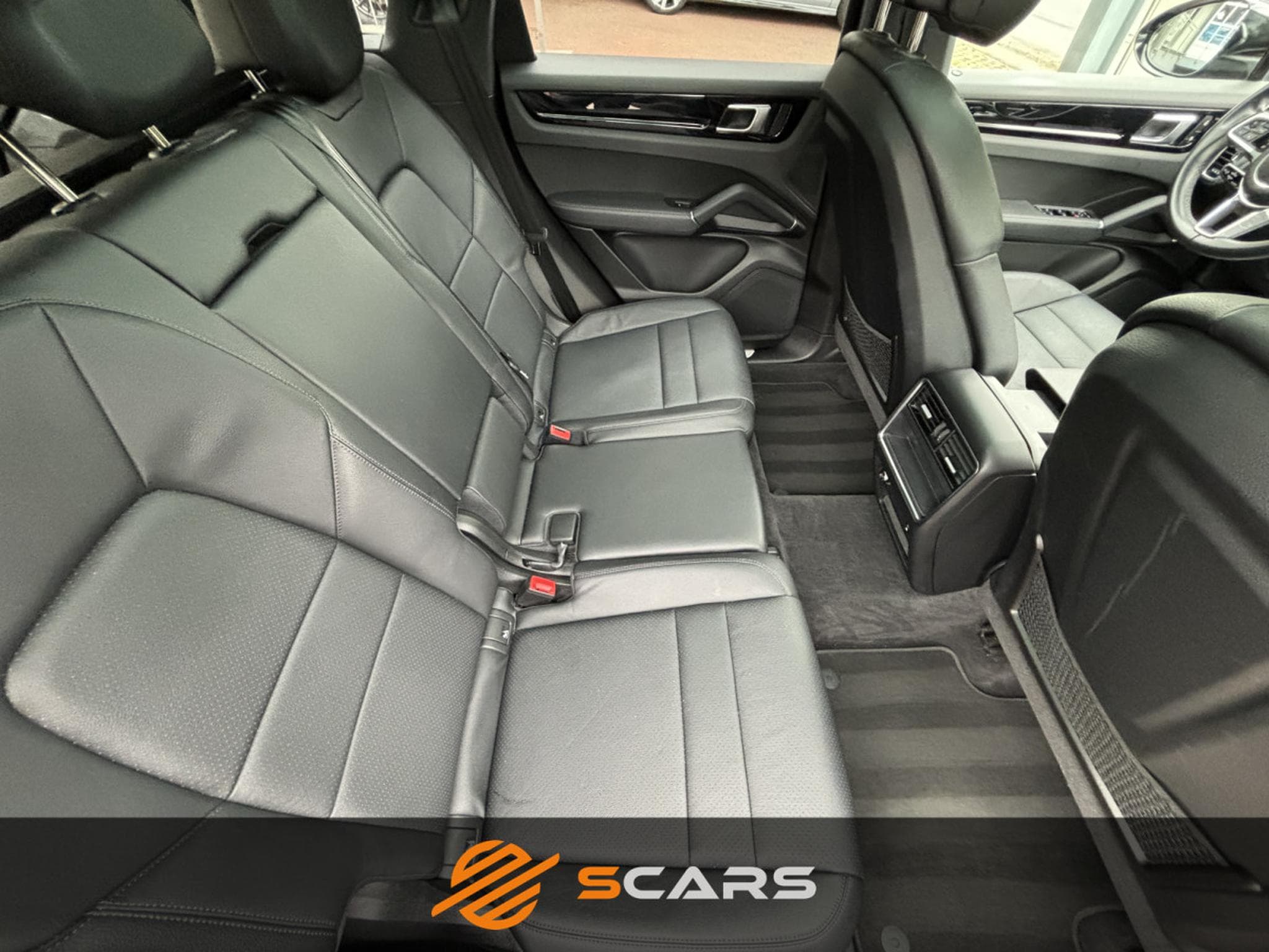 Porsche Cayenne E-Hybrid 3.0 V6 470cv (2022) - Photo 9