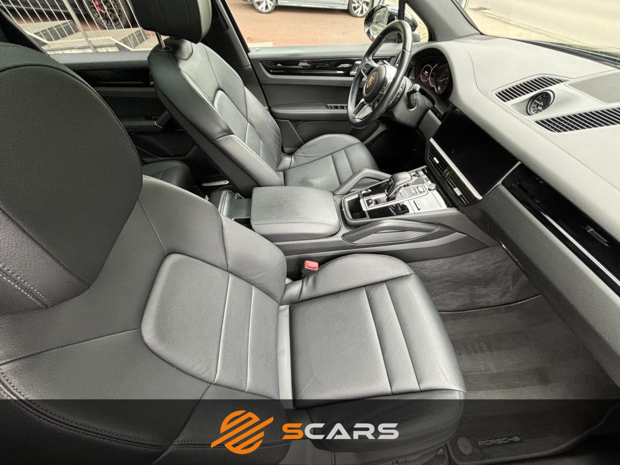 Porsche Cayenne E-Hybrid 3.0 V6 470cv (2022) - Photo 12