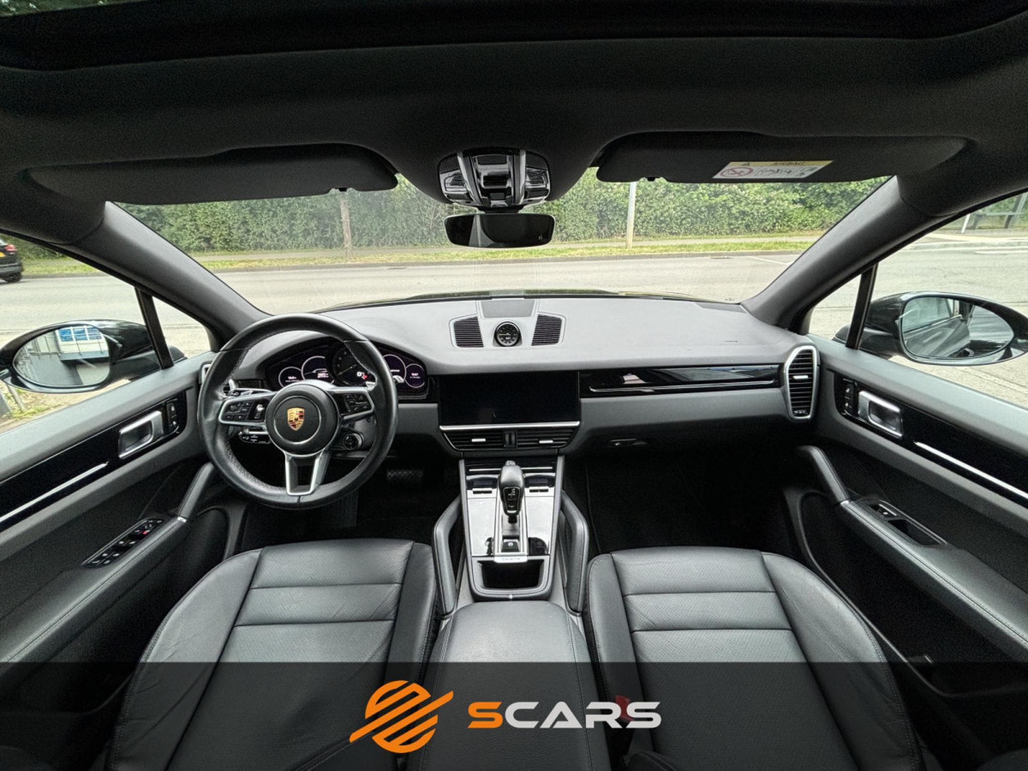 Porsche Cayenne E-Hybrid 3.0 V6 470cv (2022) - Photo 16