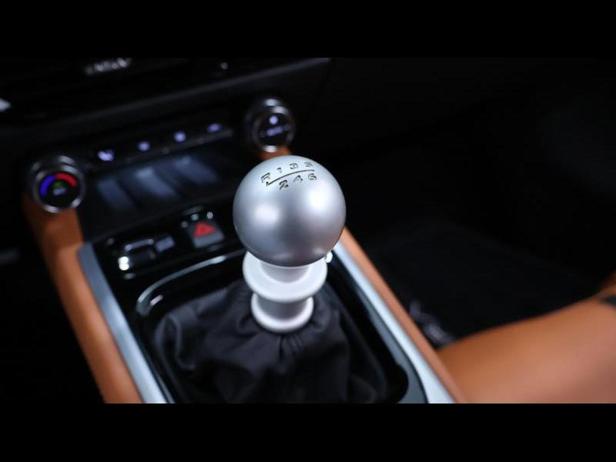 Lotus Emira 3.5 V6 405 First Edition (2022) - Foto 25