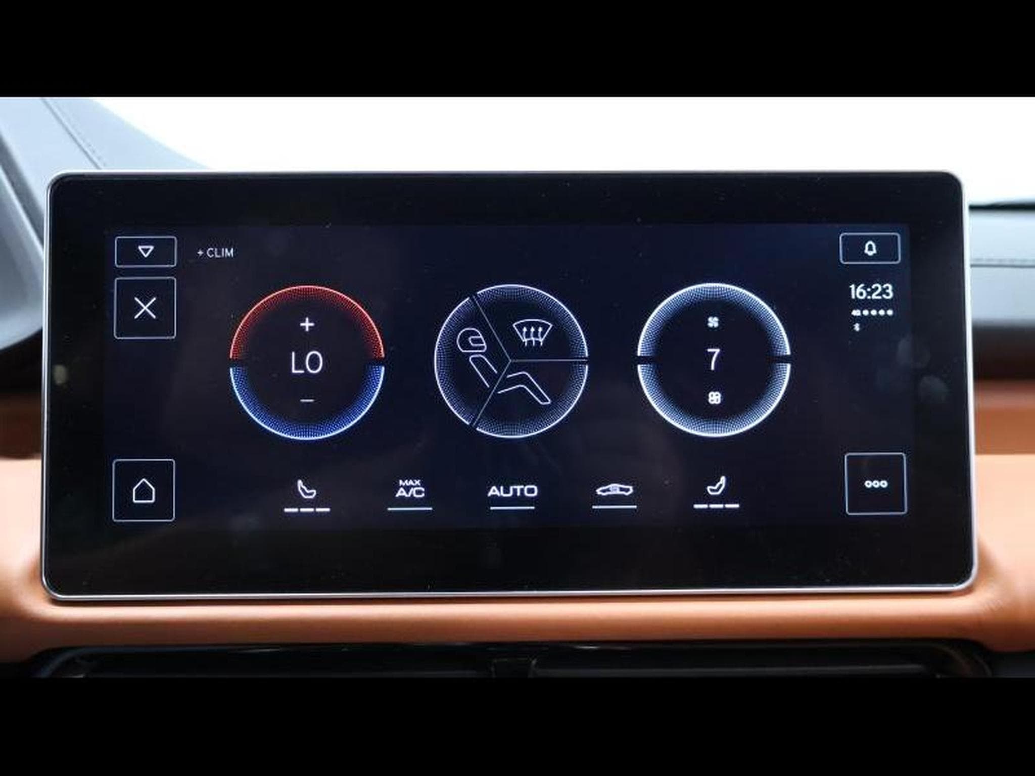 Lotus Emira 3.5 V6 405 First Edition (2022) - Foto 28