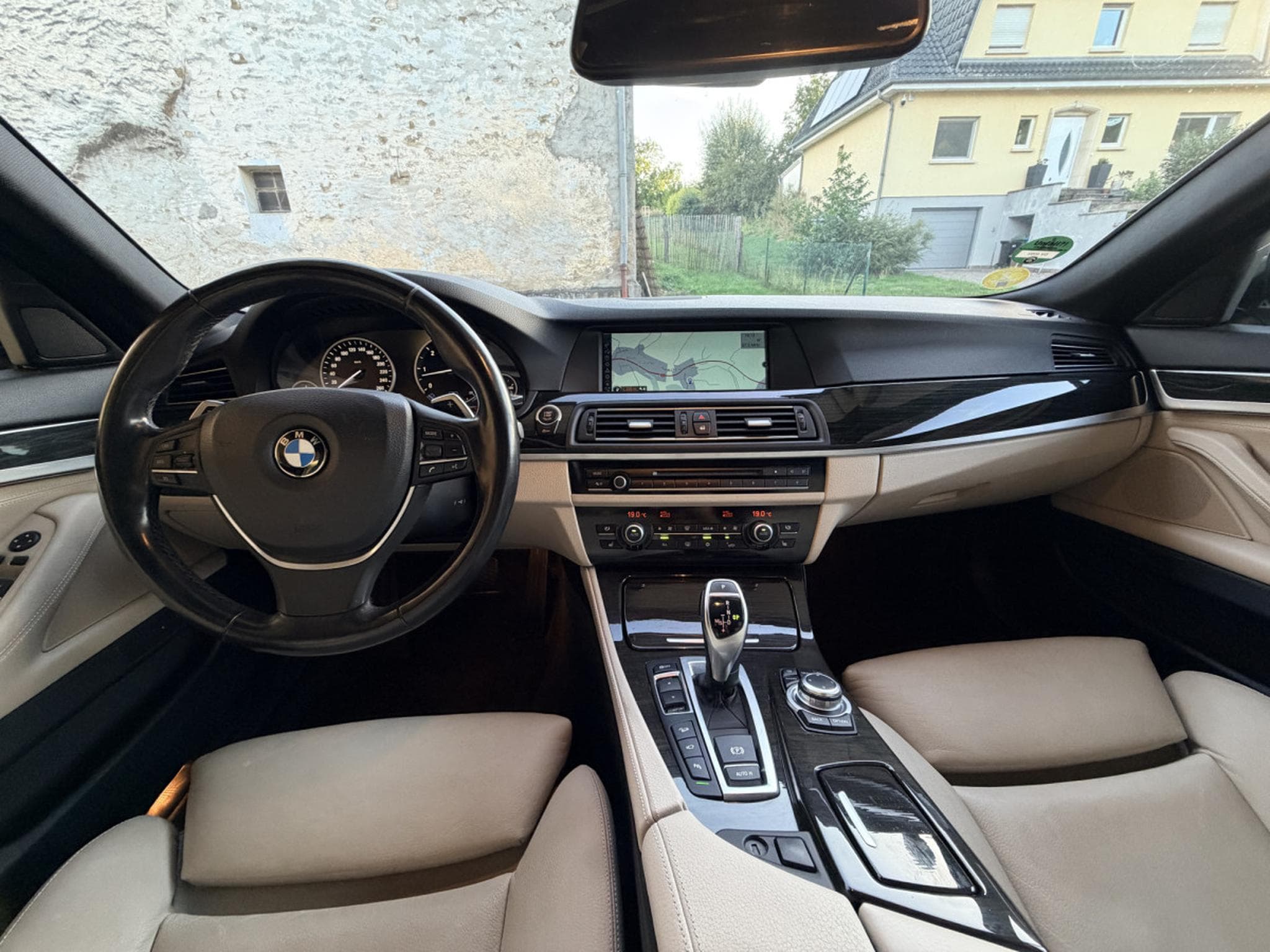 BMW 535 d xDrive Camera Head-UP 313CV (2012) - Photo 12