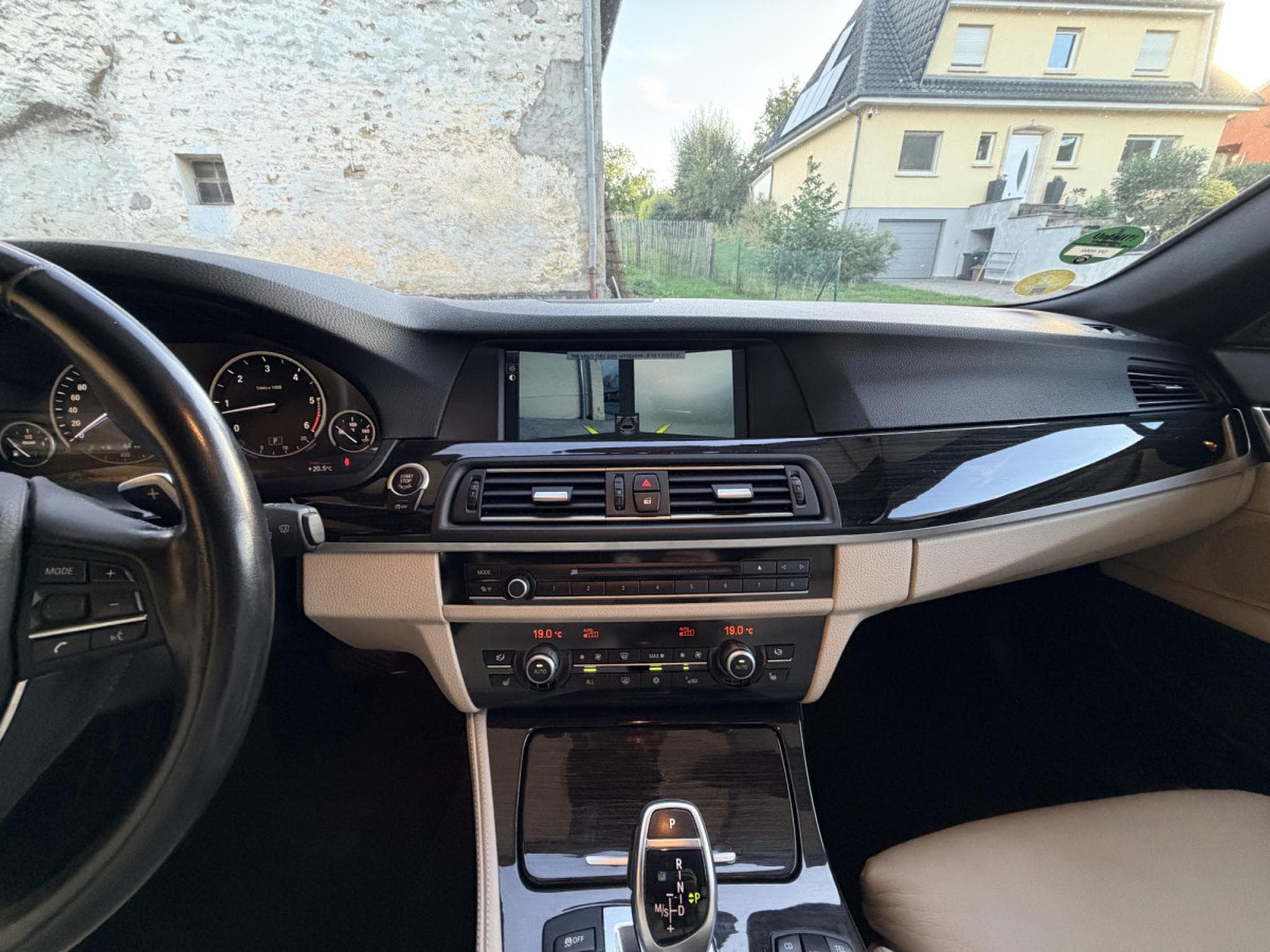 BMW 535 d xDrive Camera Head-UP 313CV (2012) - Photo 13