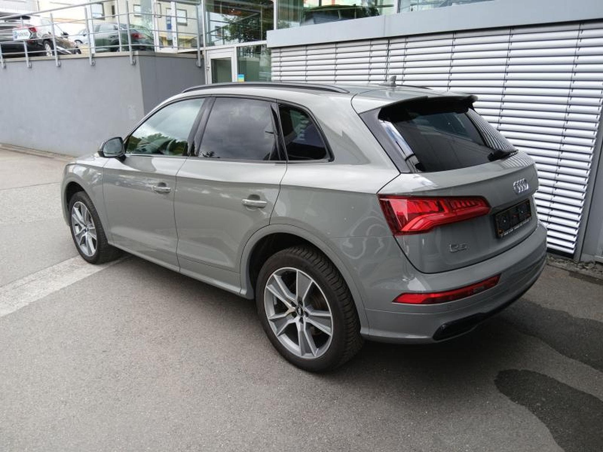 Audi Q5 Sport 40 TDI qauttro s-tronic (2020) - Photo 2