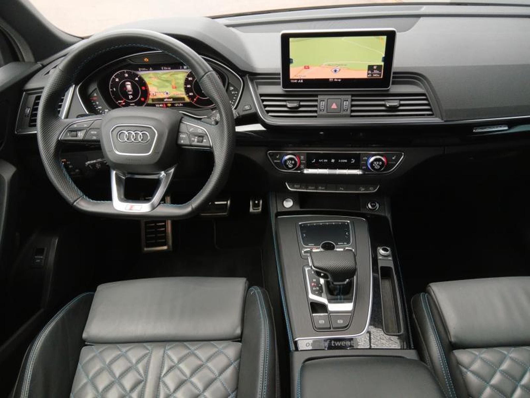 Audi Q5 Sport 40 TDI qauttro s-tronic (2020) - Photo 8
