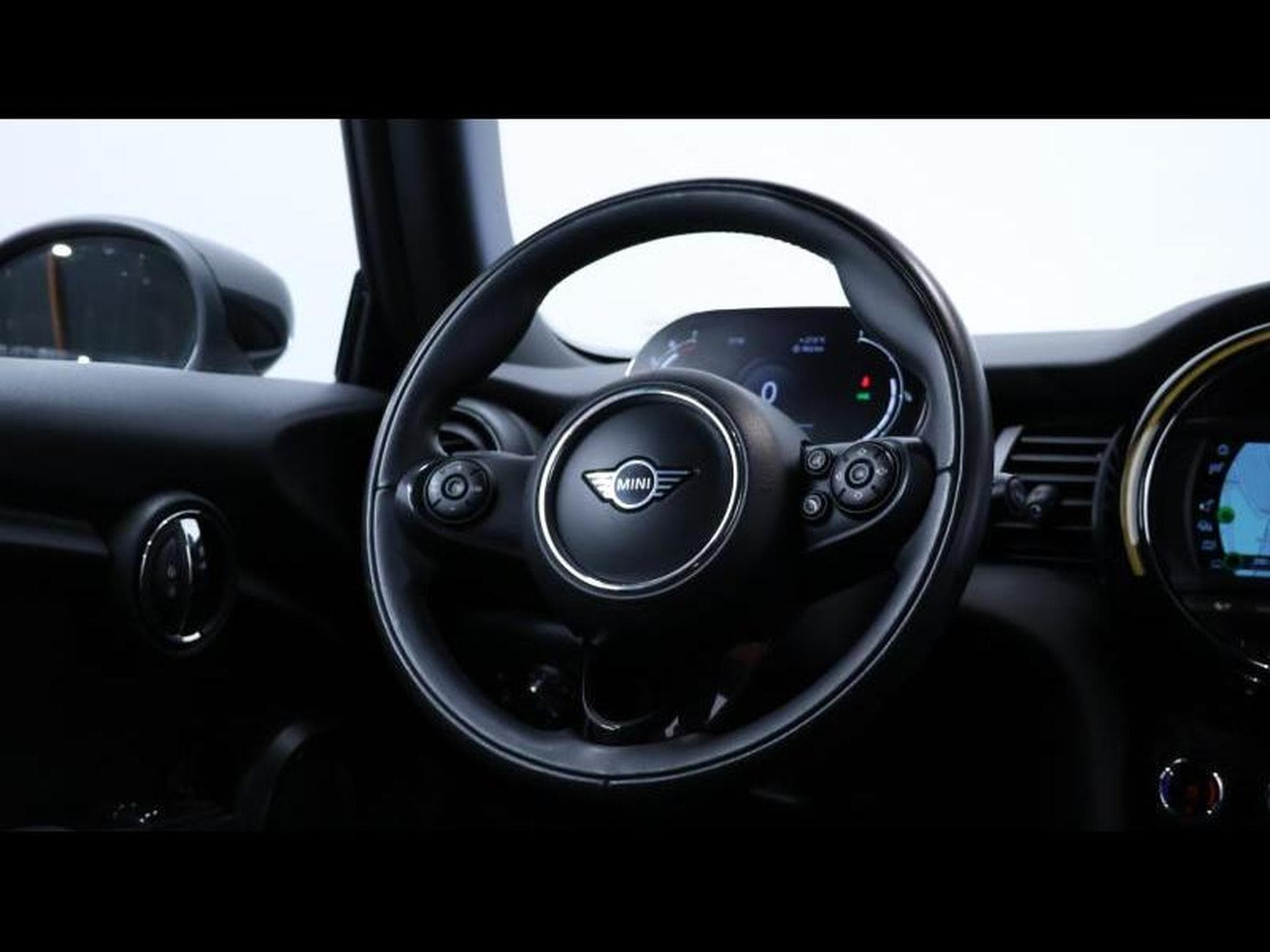MINI Cooper 1.5 102ch steptronic (2020) - Photo 16