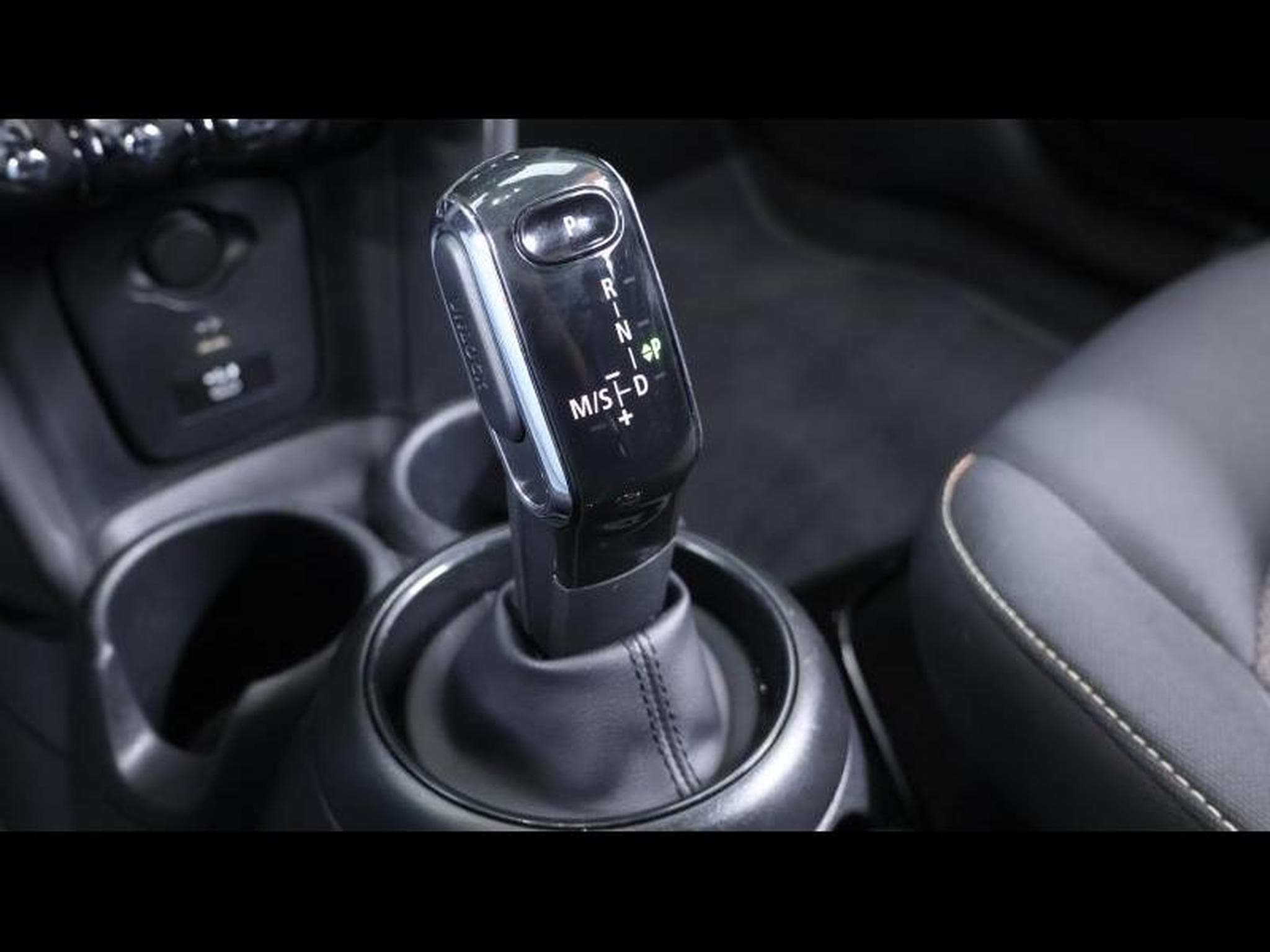 MINI Cooper 1.5 102ch steptronic (2020) - Photo 20