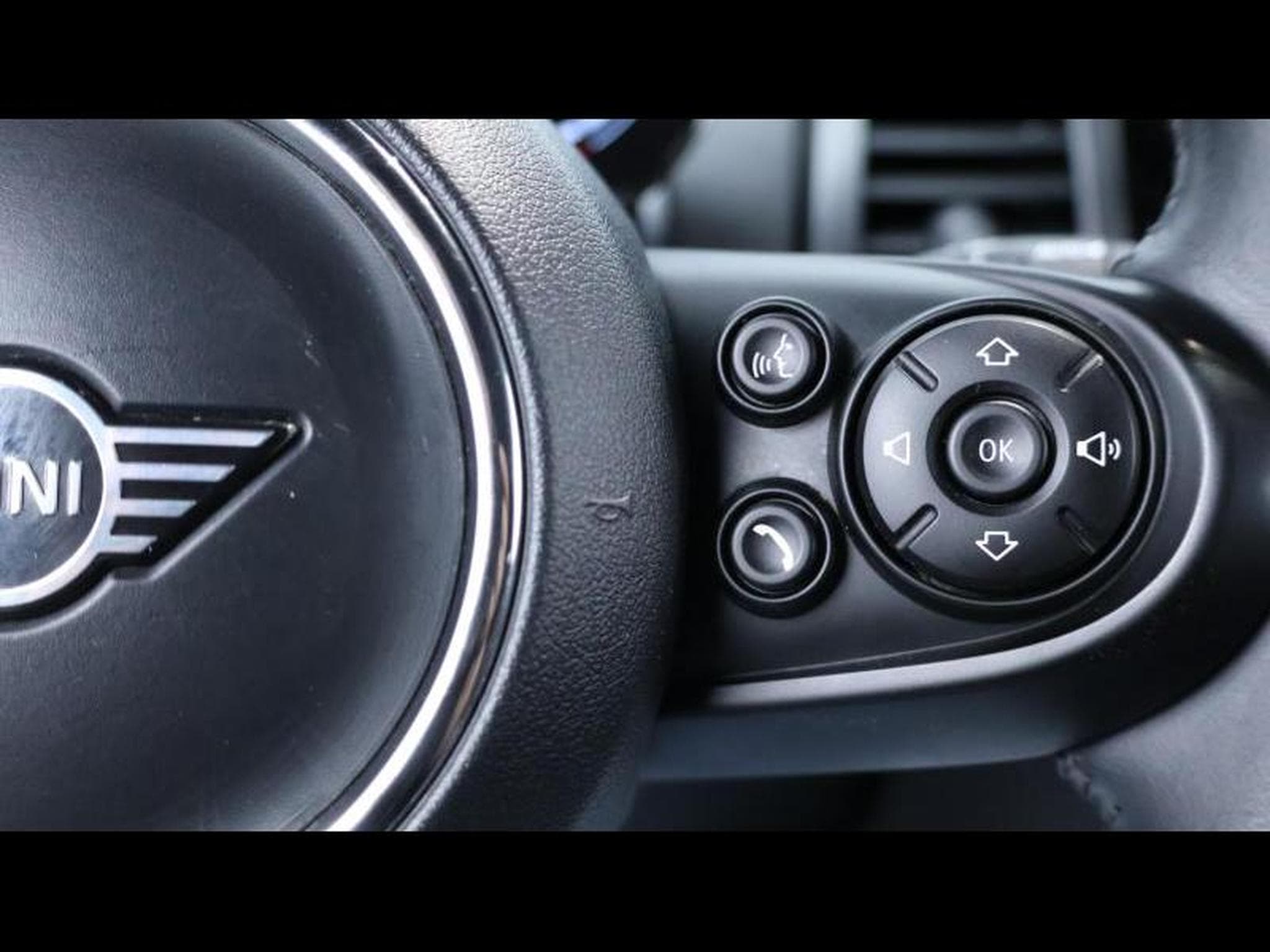 MINI Cooper 1.5 102ch steptronic (2020) - Photo 18