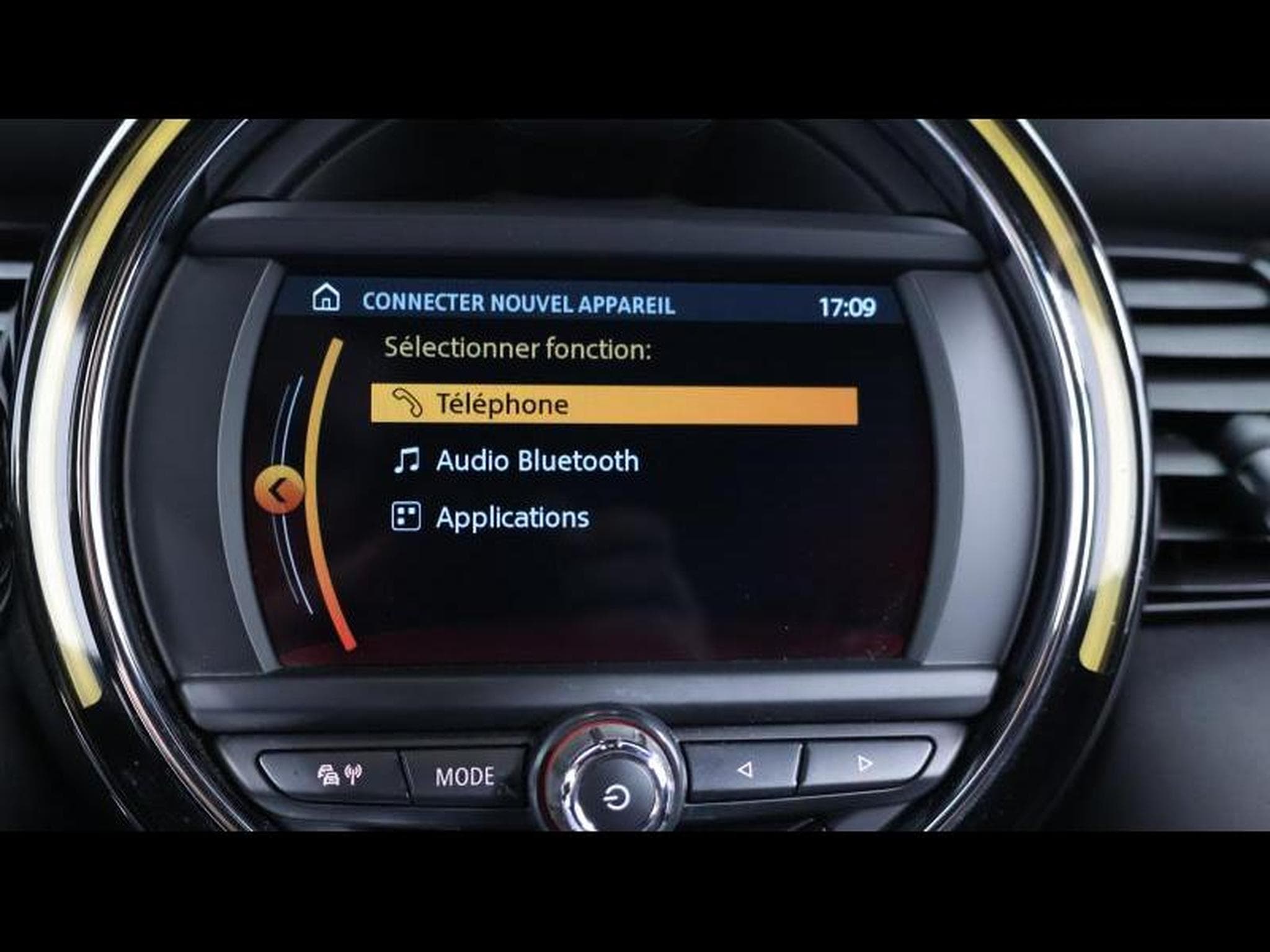 MINI Cooper 1.5 102ch steptronic (2020) - Photo 24