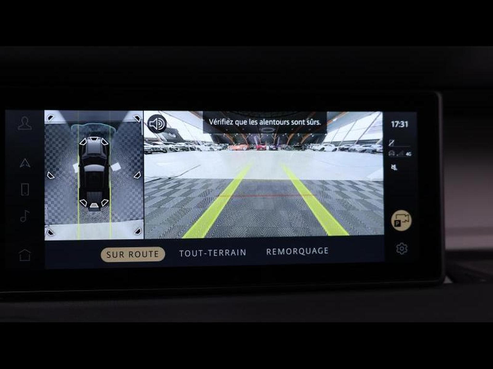Land-Rover Defender D250 XS Edition Auto (2023) - Photo 24