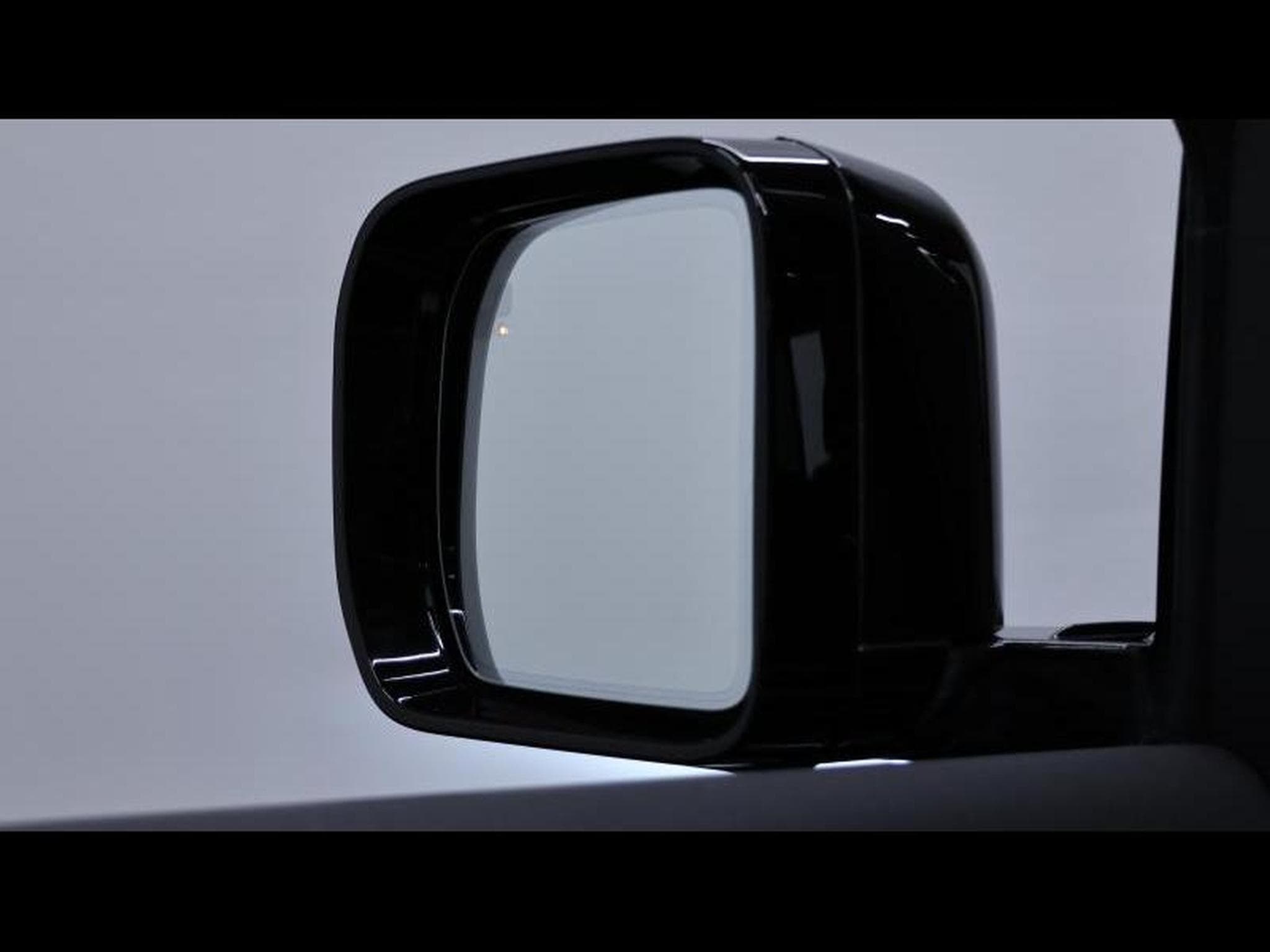 Land-Rover Defender D250 XS Edition Auto (2023) - Photo 30
