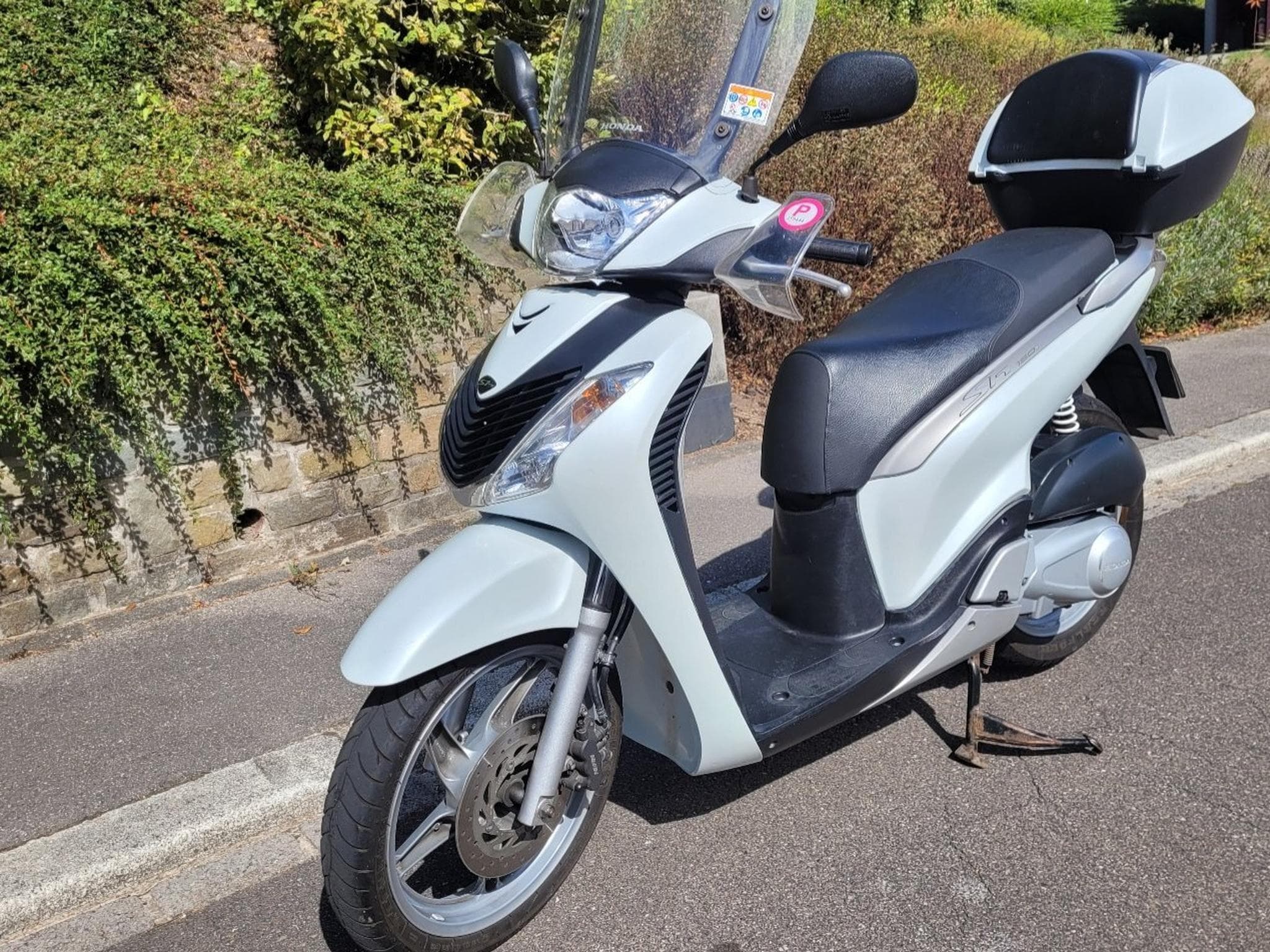 Honda SH 150r (2011) - Photo 1