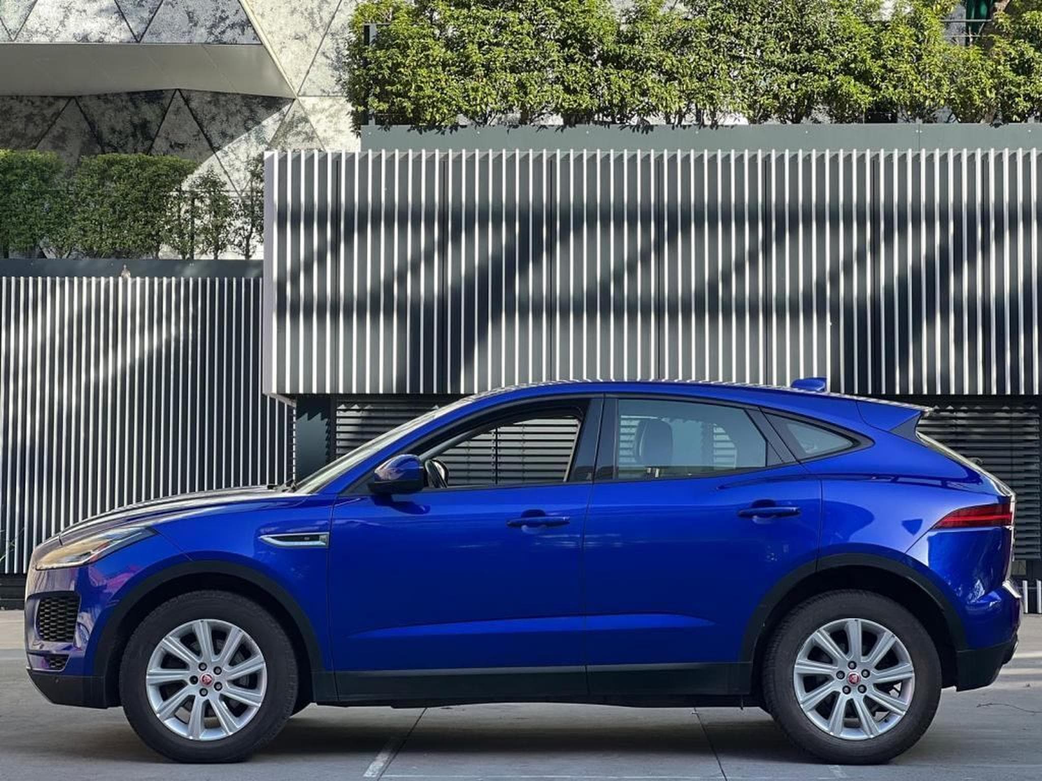 Jaguar E-Pace Automatique / Toit Panoramique (2018) - Photo 7