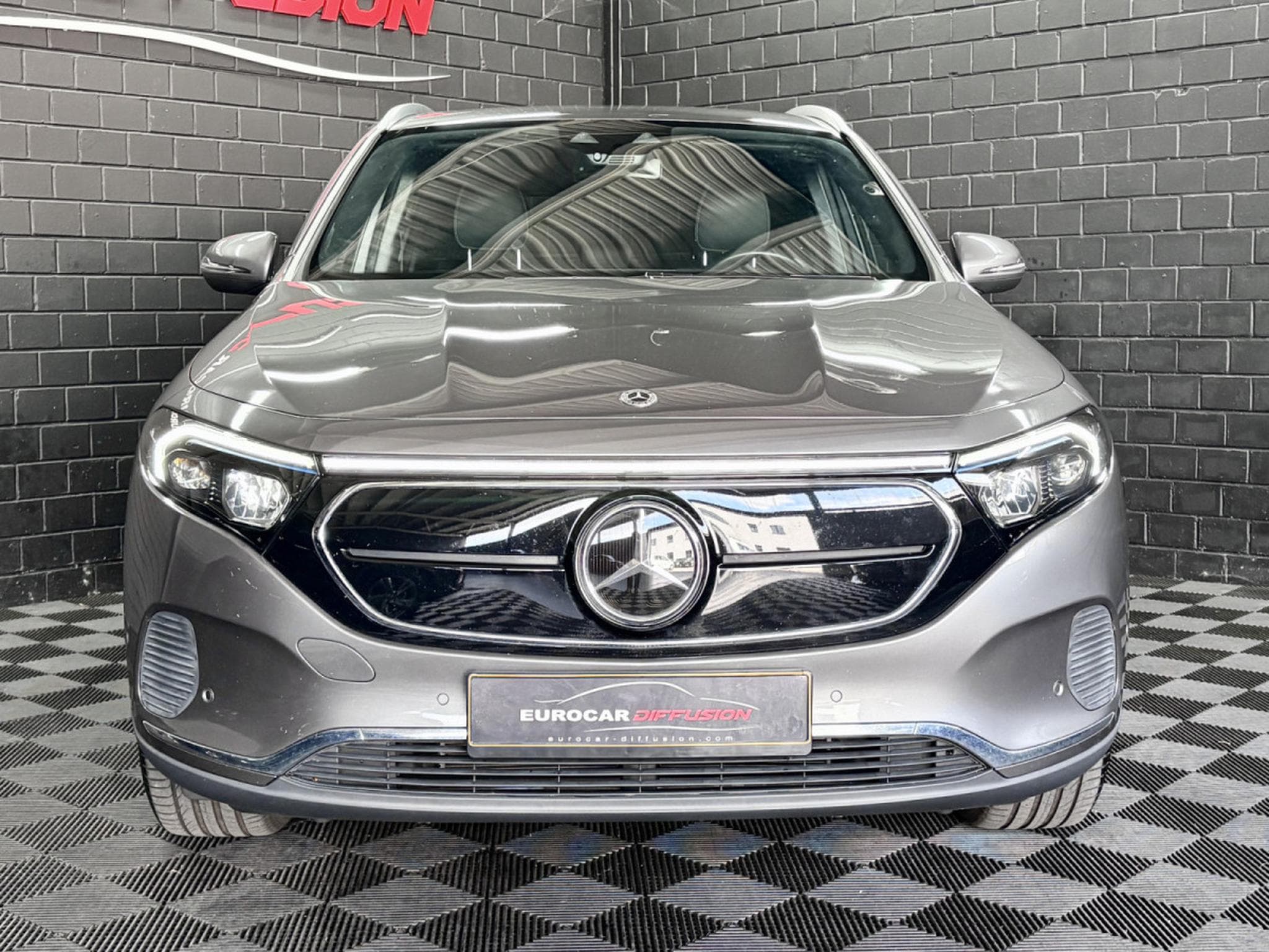 Mercedes EQA 250 71KWH BUSINESS LINE AUTO *CAM* ACC * HAYON * (2023) - Photo 3