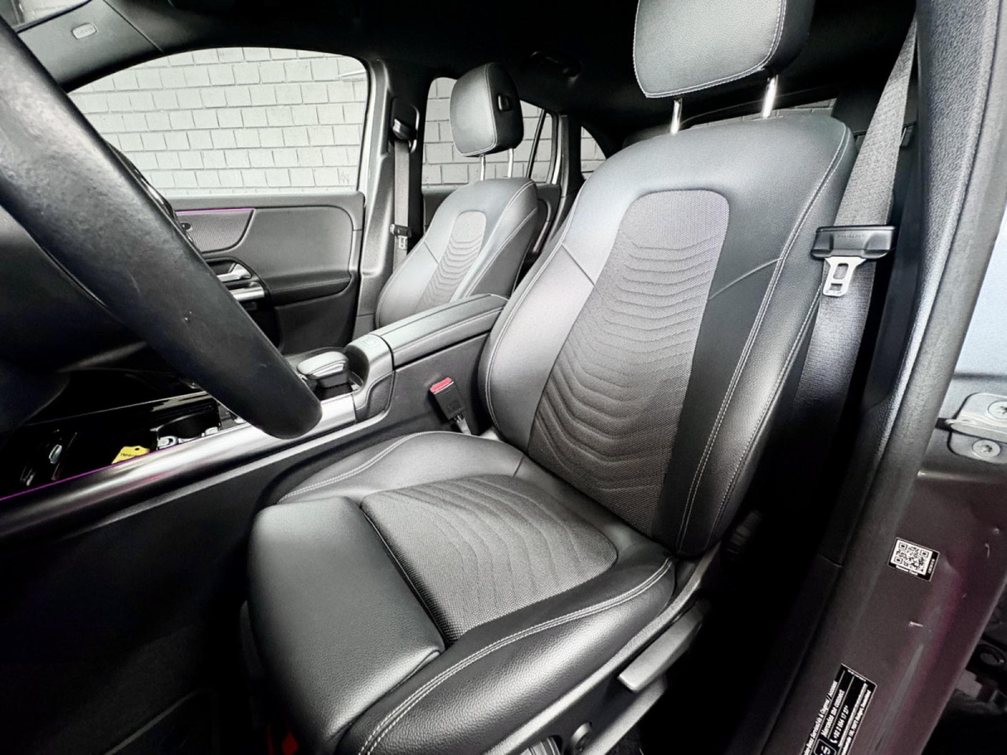Mercedes EQA 250 71KWH BUSINESS LINE AUTO *CAM* ACC * HAYON * (2023) - Photo 8