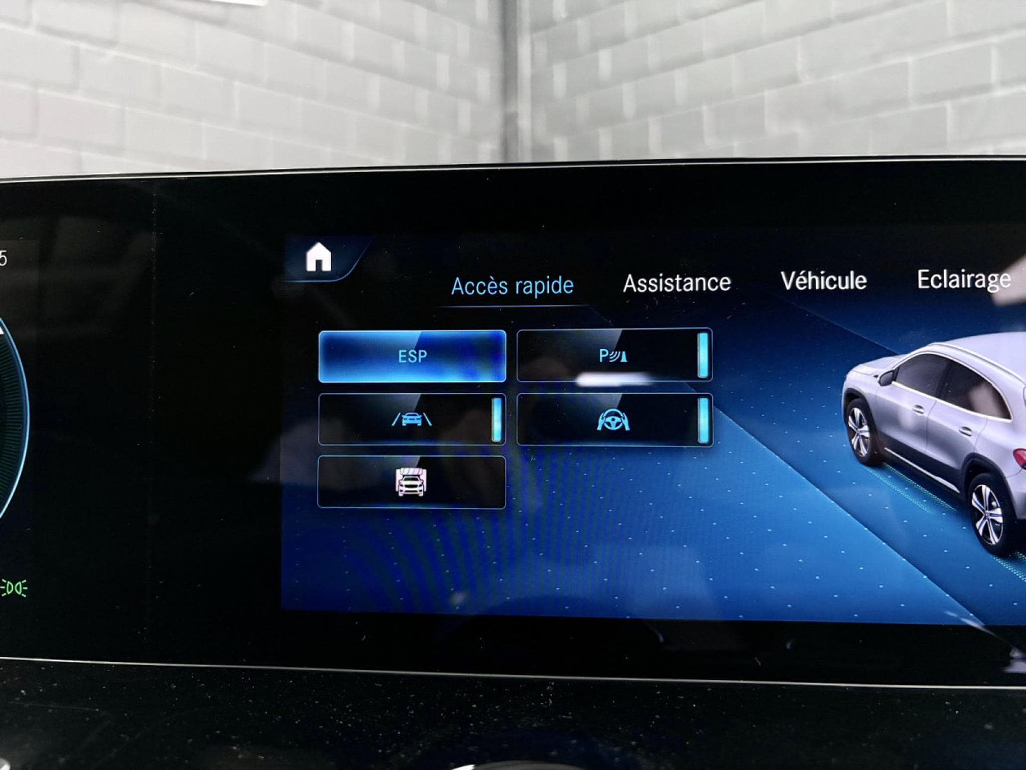 Mercedes EQA 250 71KWH BUSINESS LINE AUTO *CAM* ACC * HAYON * (2023) - Photo 21