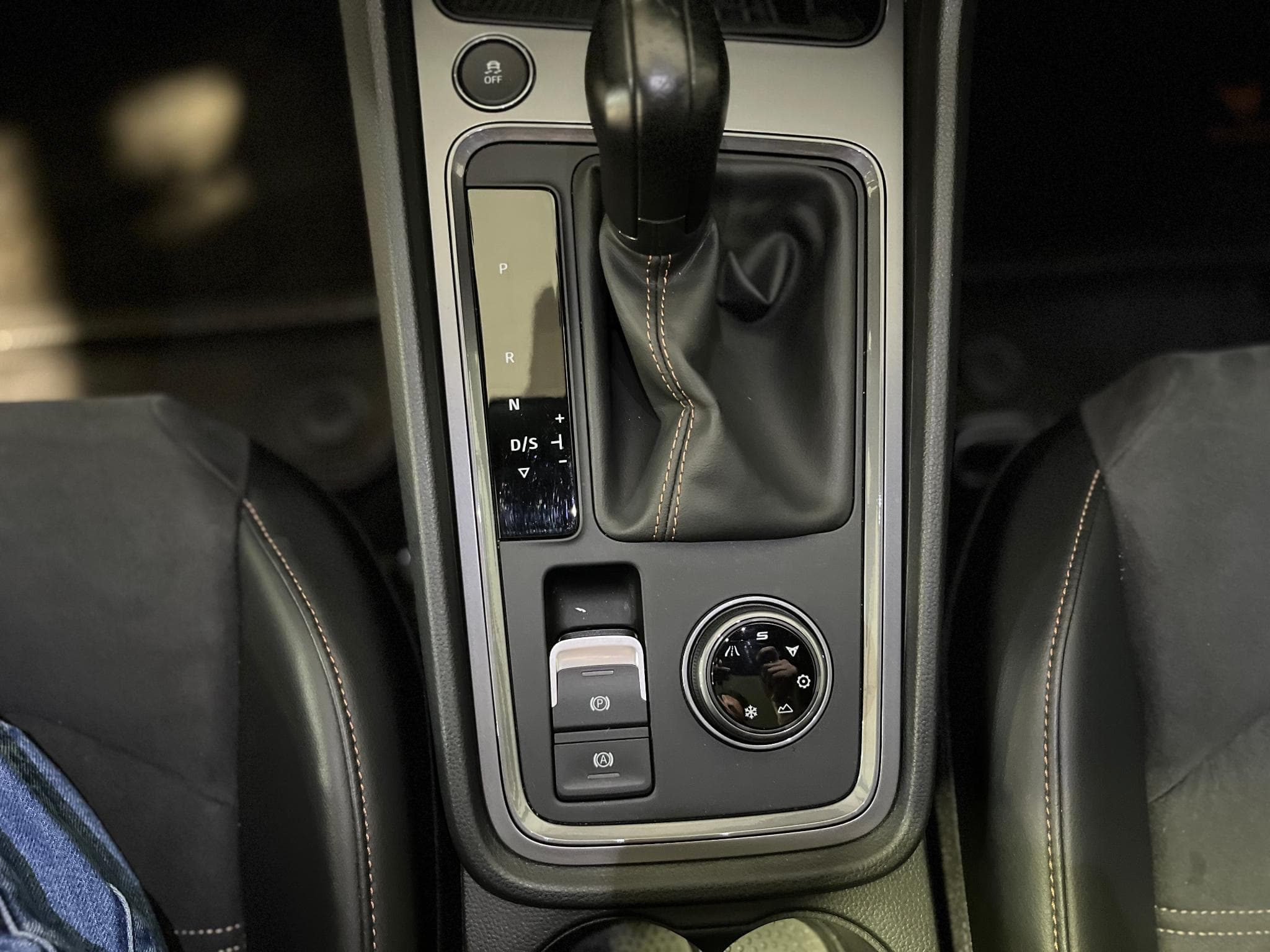 Cupra Ateca 2.0 TSI 300 4DRIVE DSG7*PANO*BEATS*VIRTUAL*360°CAMERA* (2021) - Photo 15