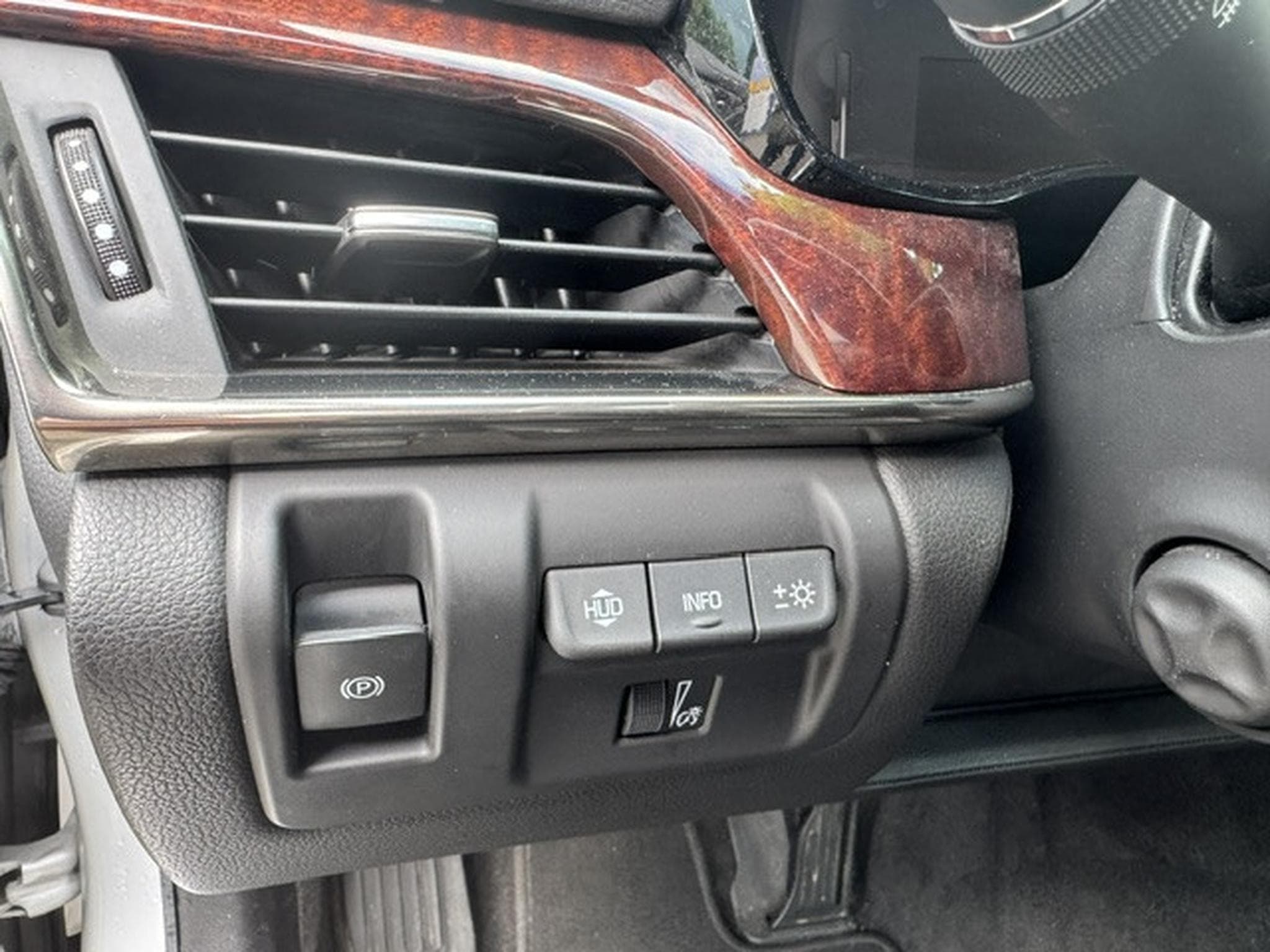 Cadillac CTS CADILLAC CTS PERFOMANCE 4x4 HEAD UP LEDER KAMERA NAVI (2015) - Photo 16