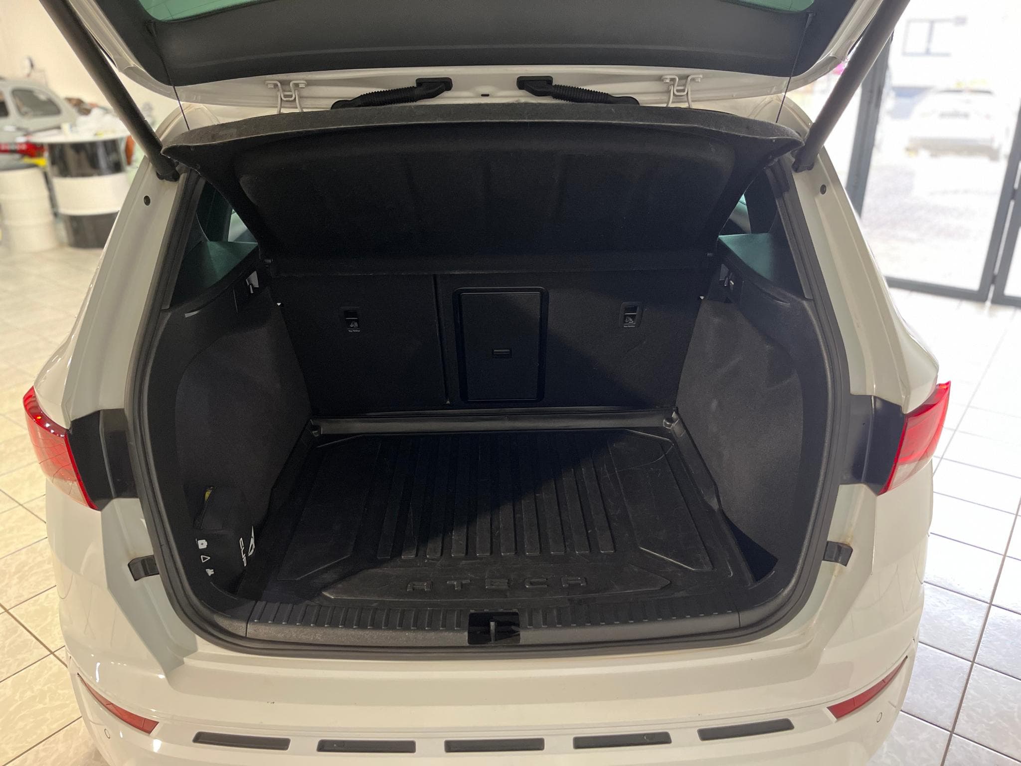 Cupra Ateca 2.0 TSI 300 4DRIVE DSG7*PANO*BEATS*VIRTUAL*360°CAMERA* (2021) - Photo 22