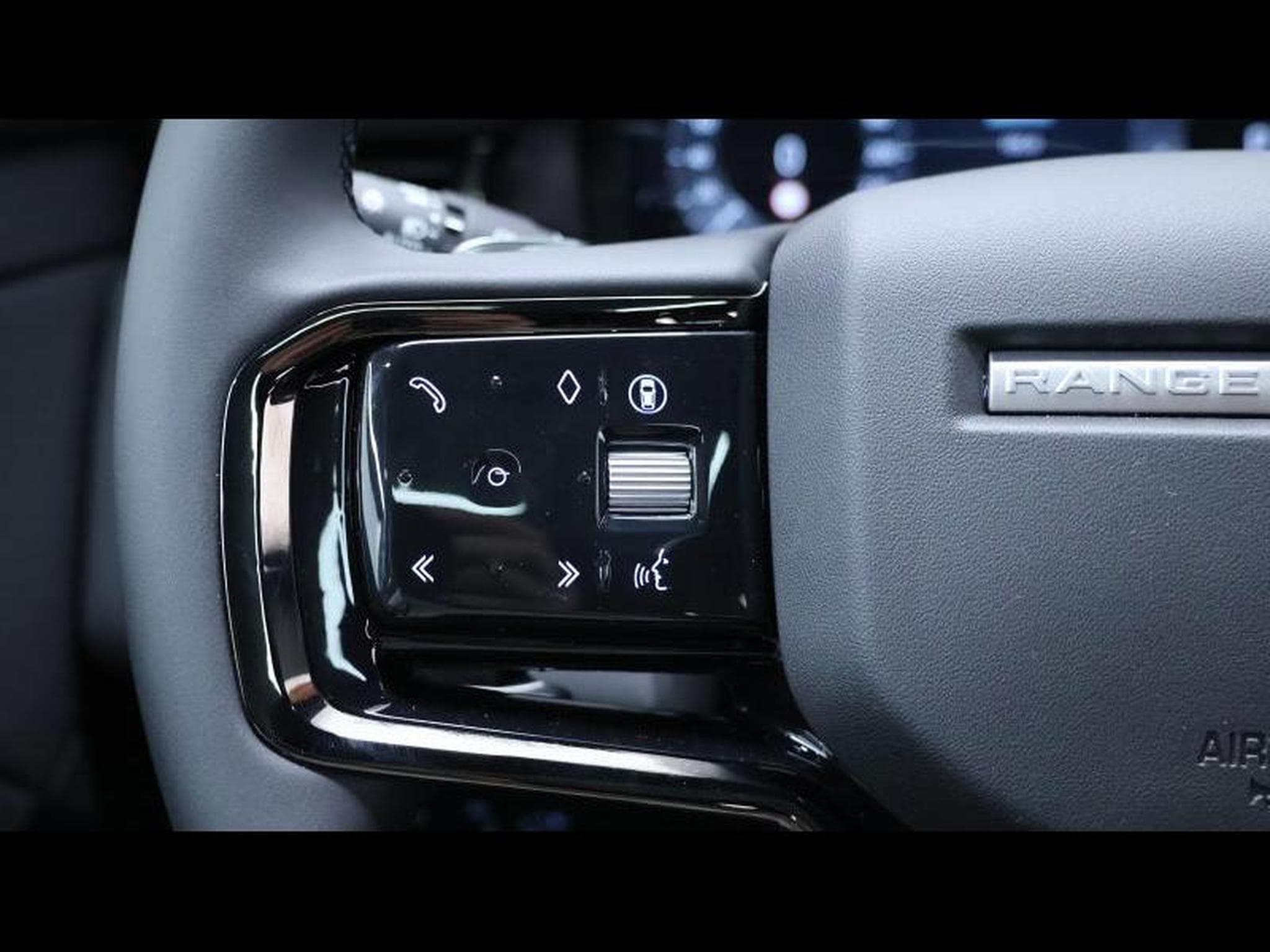 Land-Rover Range Rover Evoque P160 S (2026) - Photo 17