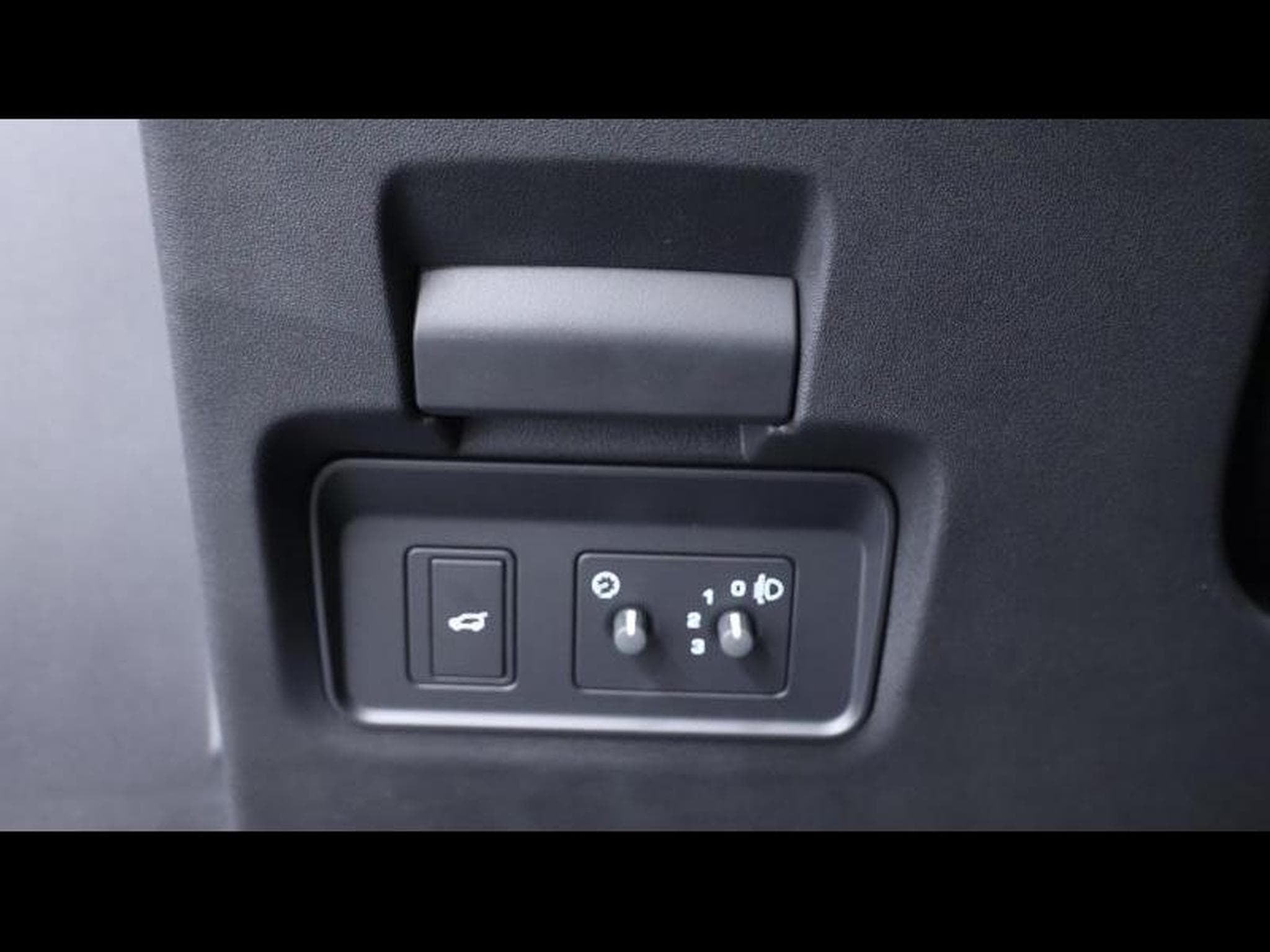 Land-Rover Range Rover Evoque P160 S (2026) - Photo 28