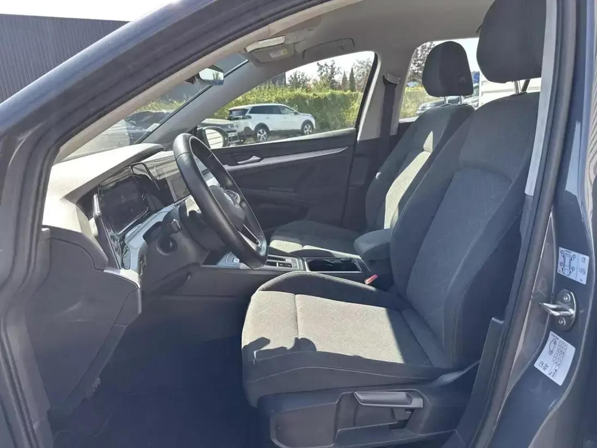 VW Golf STYLE 1.5L e TSI 150 cv  DSG7 (2020) - Photo 27