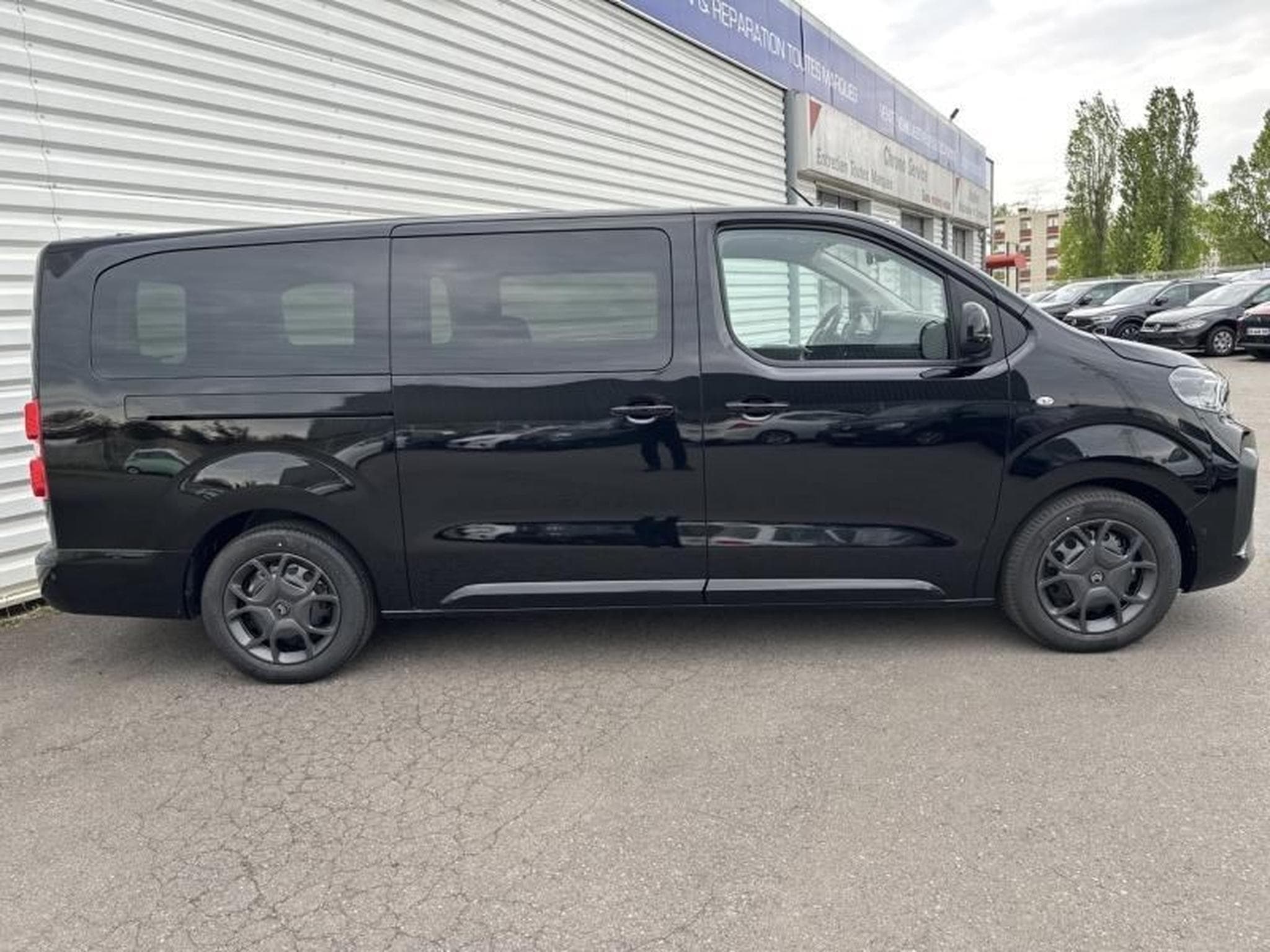 Citroën SpaceTourer XL 8 PLACES 2.2 L DIESEL 180CV EAT8 (2026) - Photo 4