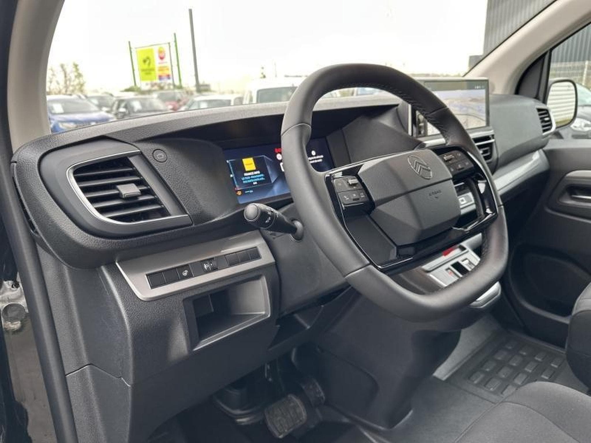 Citroën SpaceTourer XL 8 PLACES 2.2 L DIESEL 180CV EAT8 (2026) - Photo 14