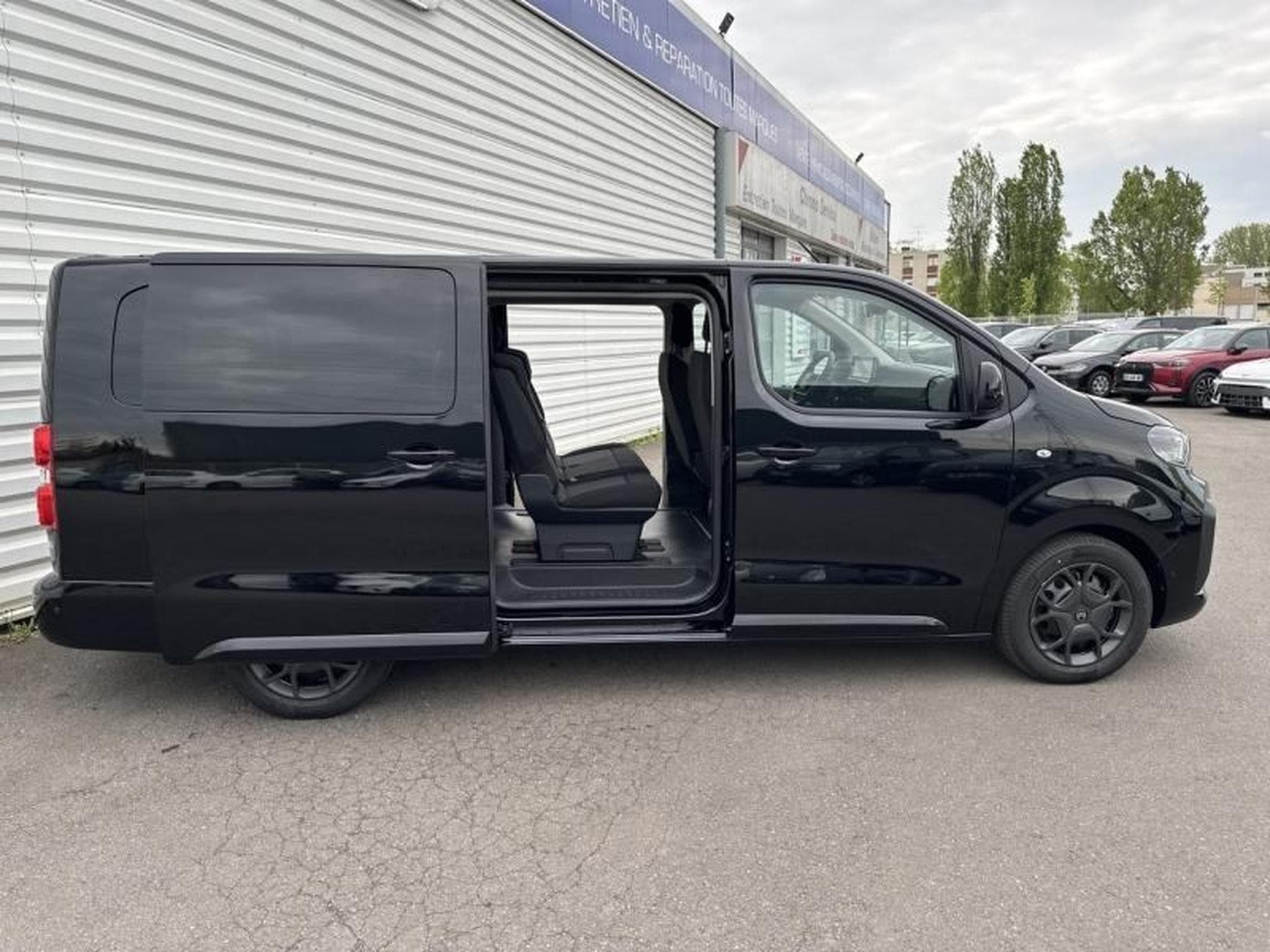 Citroën SpaceTourer XL 8 PLACES 2.2 L DIESEL 180CV EAT8 (2026) - Photo 17