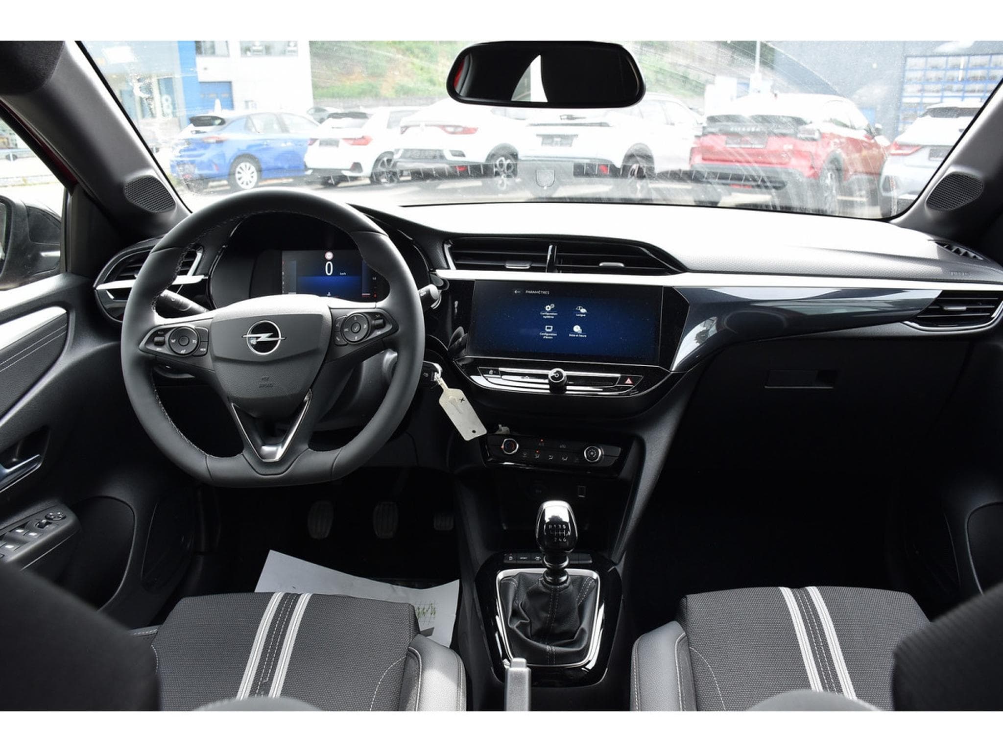 Opel Corsa 1.2 Turbo GS REGUL LANE SIDE CAM NEUVE (2025) - Photo 9