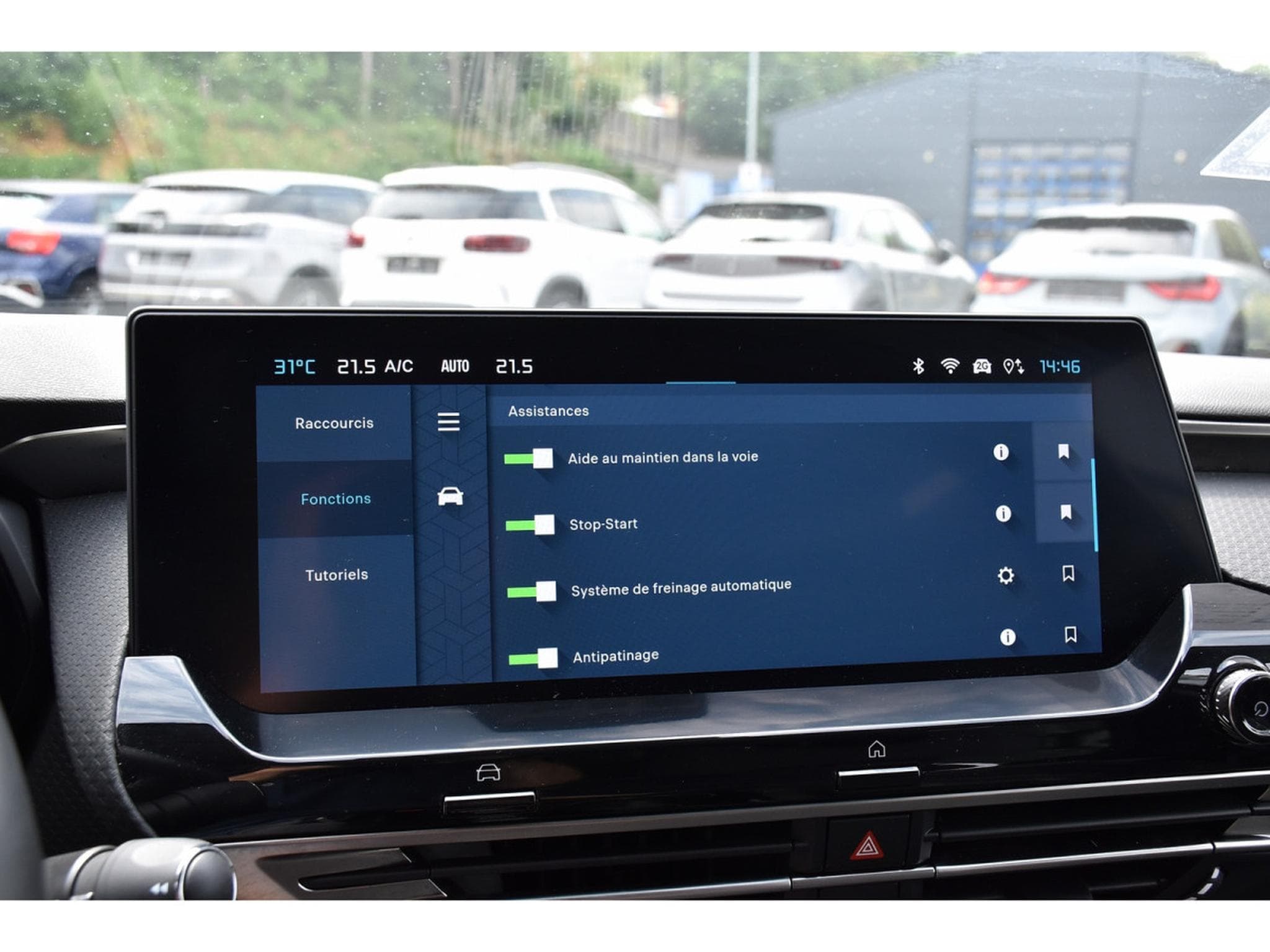 Citroën C5 X 1.2 PureTech PLUS EAT8 CUIR ACC LANE HUD CAM 1° MAIN (2024) - Foto 16