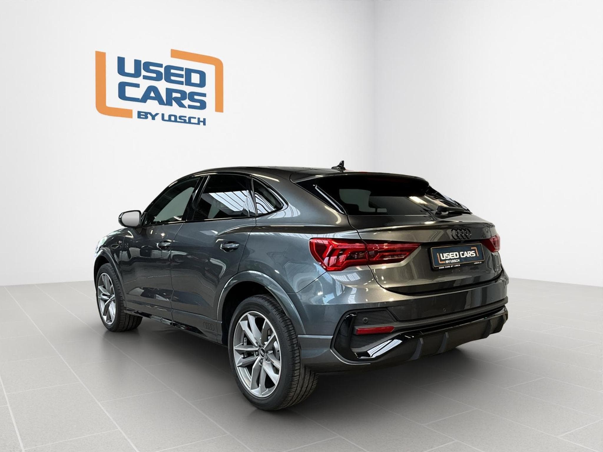Audi Q3 S-line+S-Tronic+Quattro+Pano+LM19+P.Premium+Black-Style (2020) - Foto 6