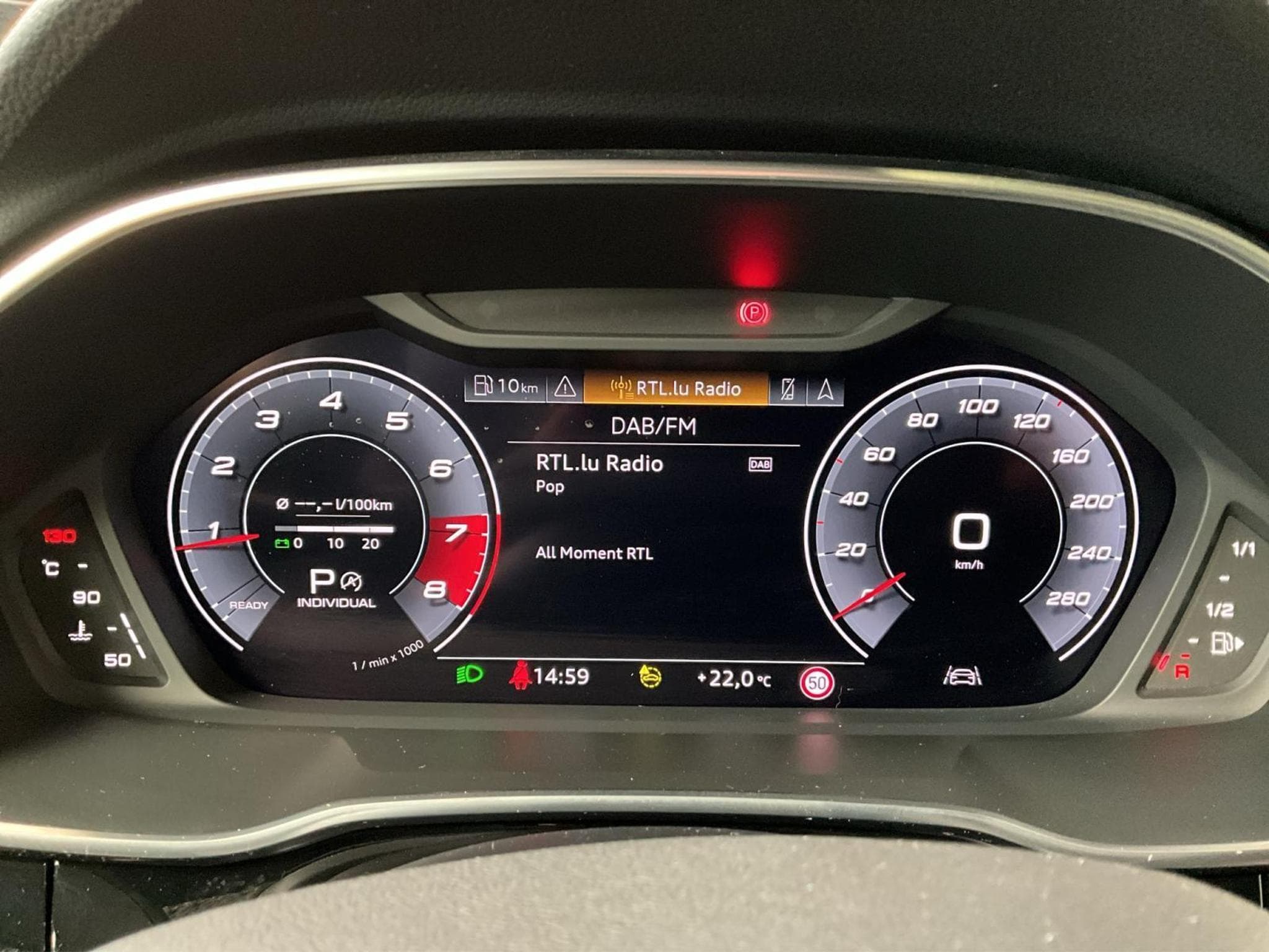 Audi Q3 S-line+S-Tronic+Quattro+Pano+LM19+P.Premium+Black-Style (2020) - Foto 11