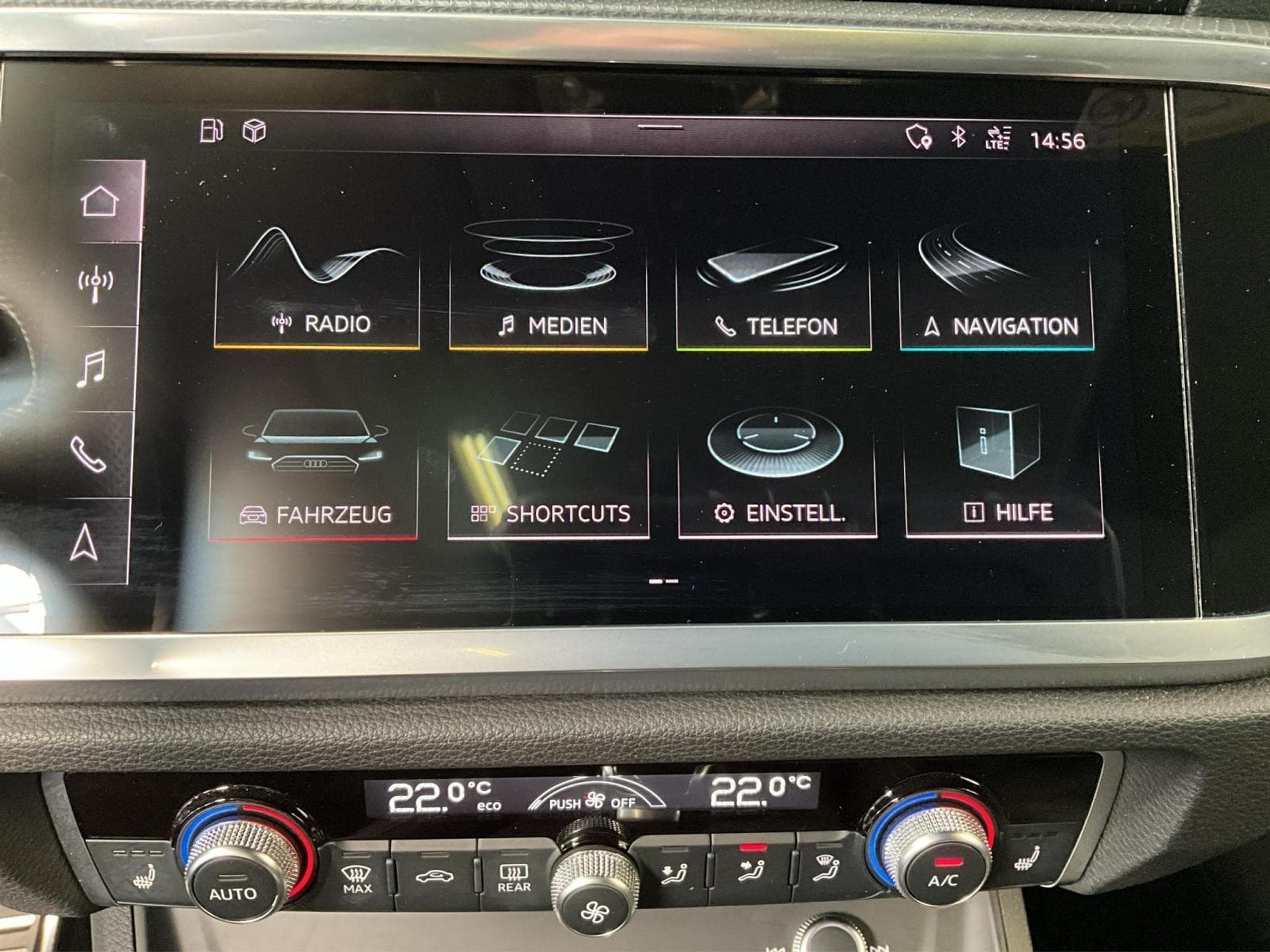 Audi Q3 S-line+S-Tronic+Quattro+Pano+LM19+P.Premium+Black-Style (2020) - Foto 13