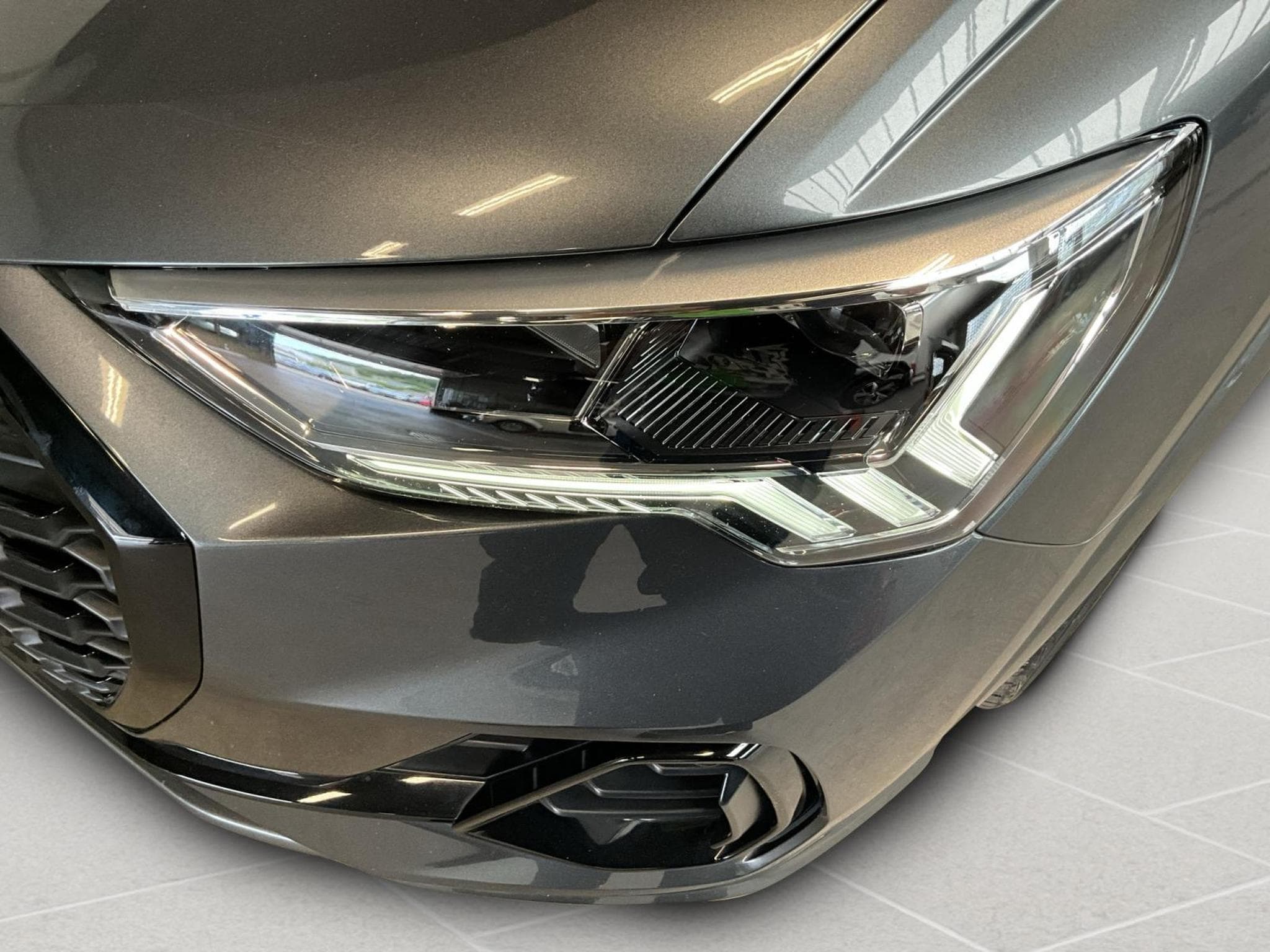 Audi Q3 S-line+S-Tronic+Quattro+Pano+LM19+P.Premium+Black-Style (2020) - Foto 18