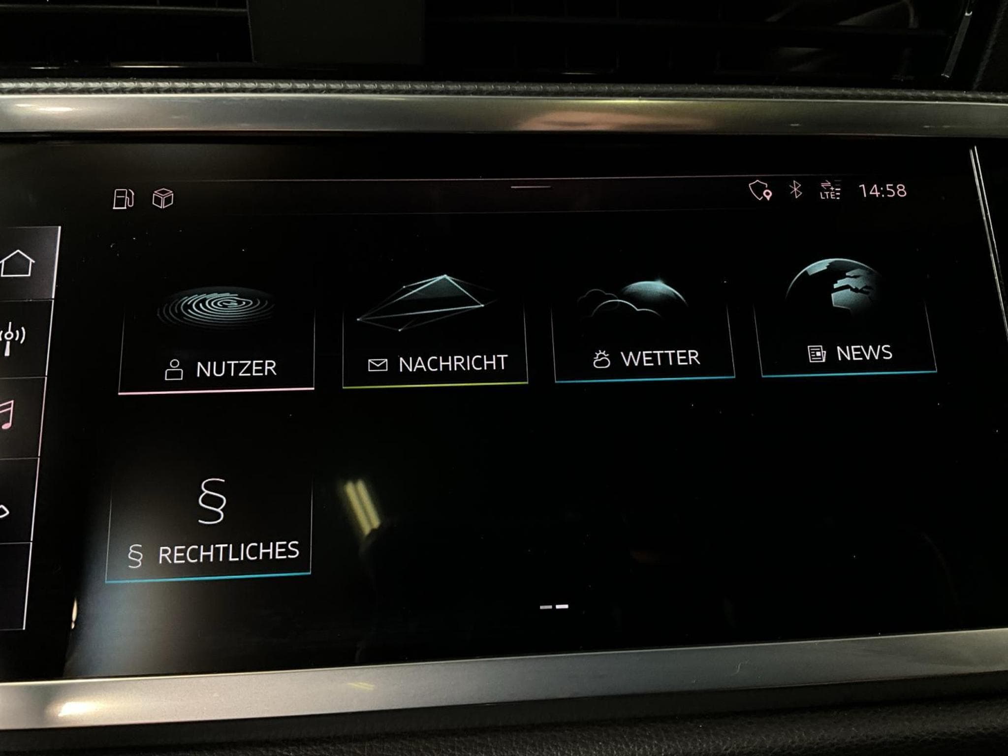 Audi Q3 S-line+S-Tronic+Quattro+Pano+LM19+P.Premium+Black-Style (2020) - Foto 22